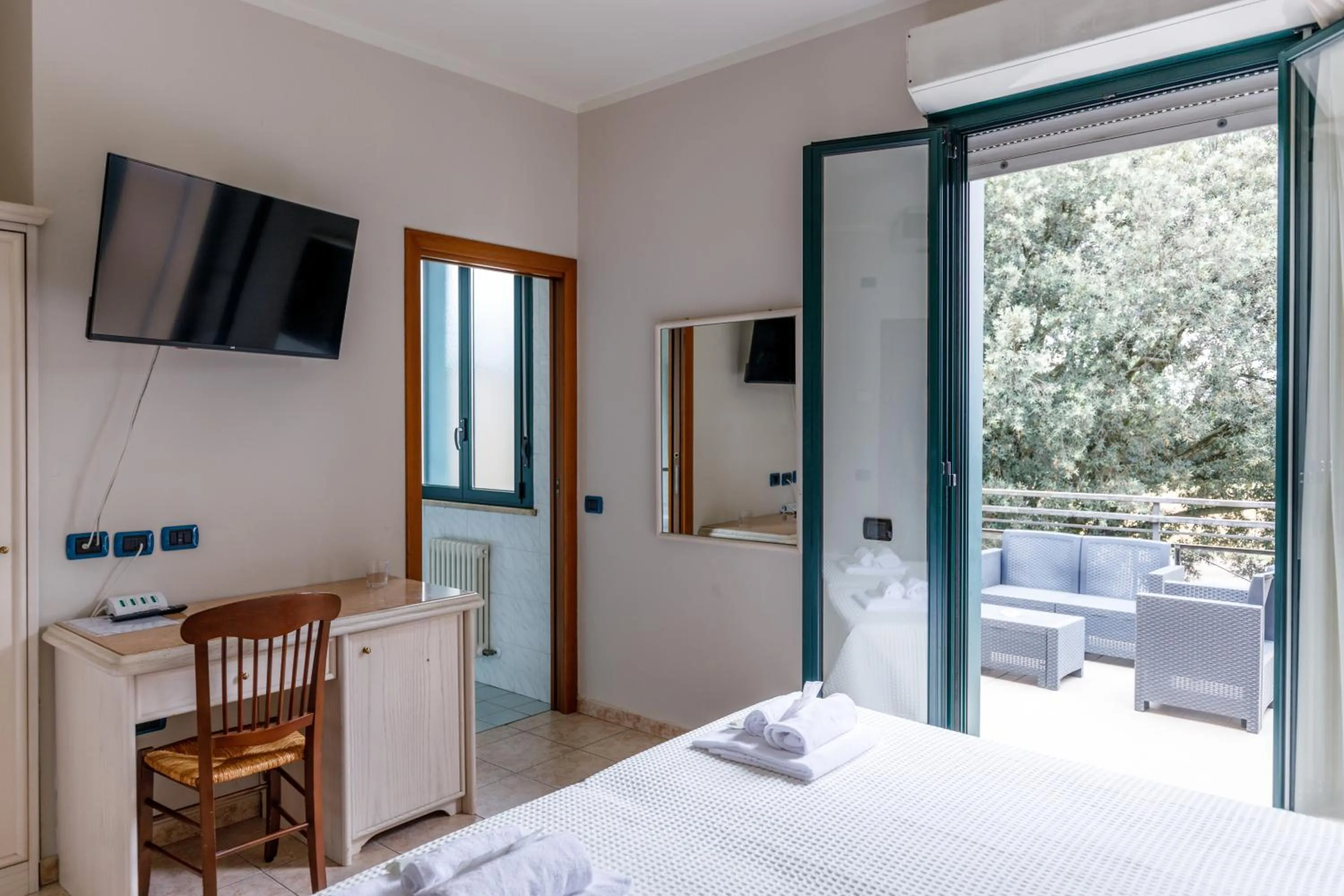 Bed in Hotel Classicano