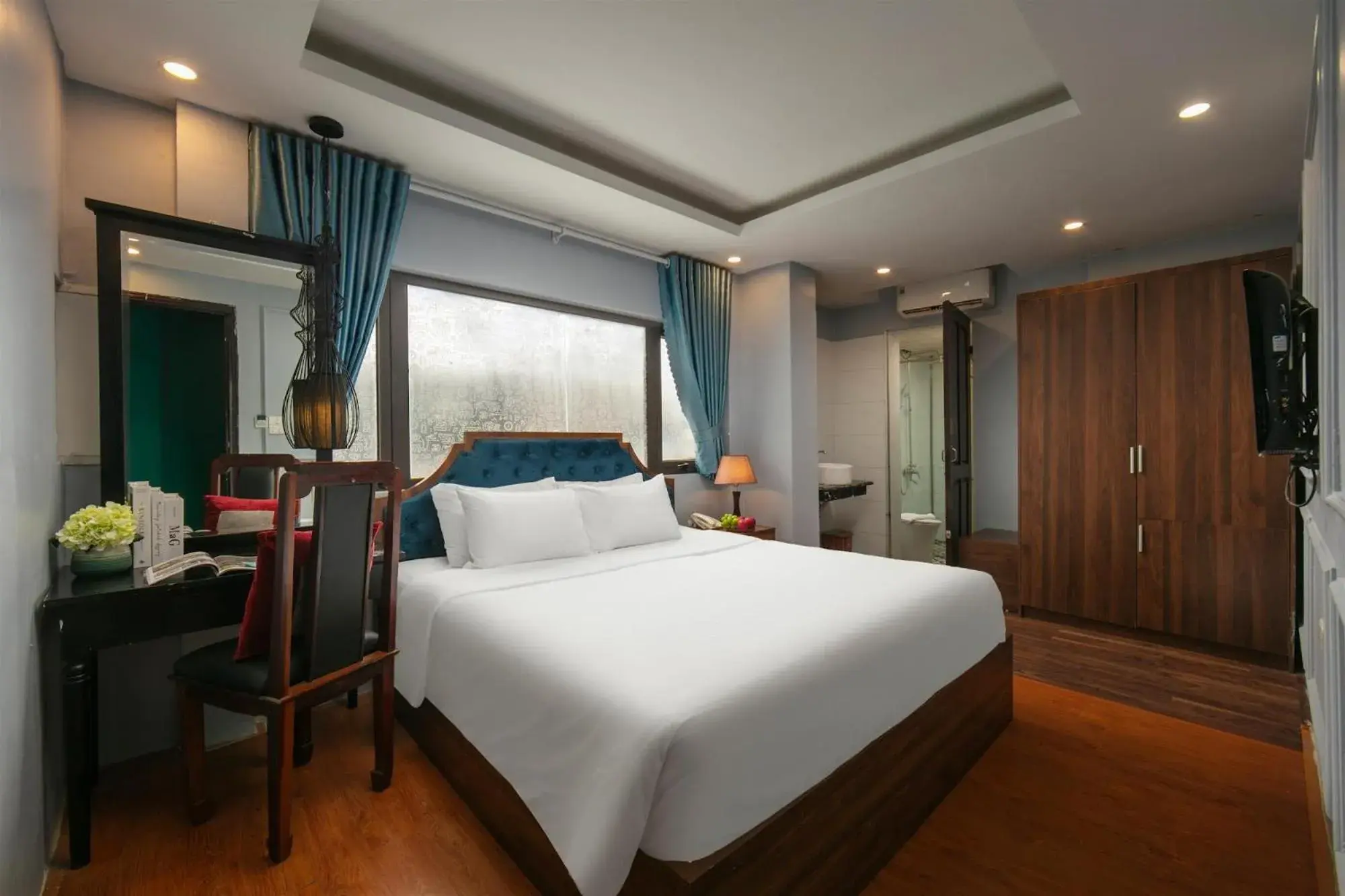 Deluxe Double Room in Elegance Premium Hotel Deluxe Double Room in Elegance Premium Hotel