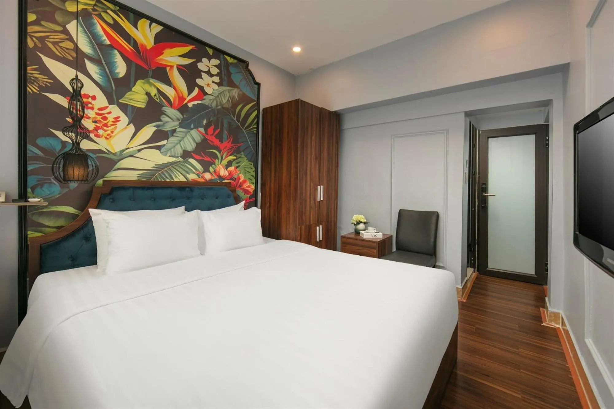 Photo of the whole room in Elegance Premium Hotel