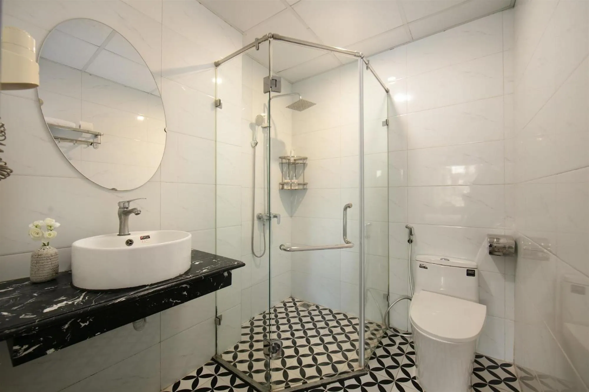 Shower in Elegance Premium Hotel