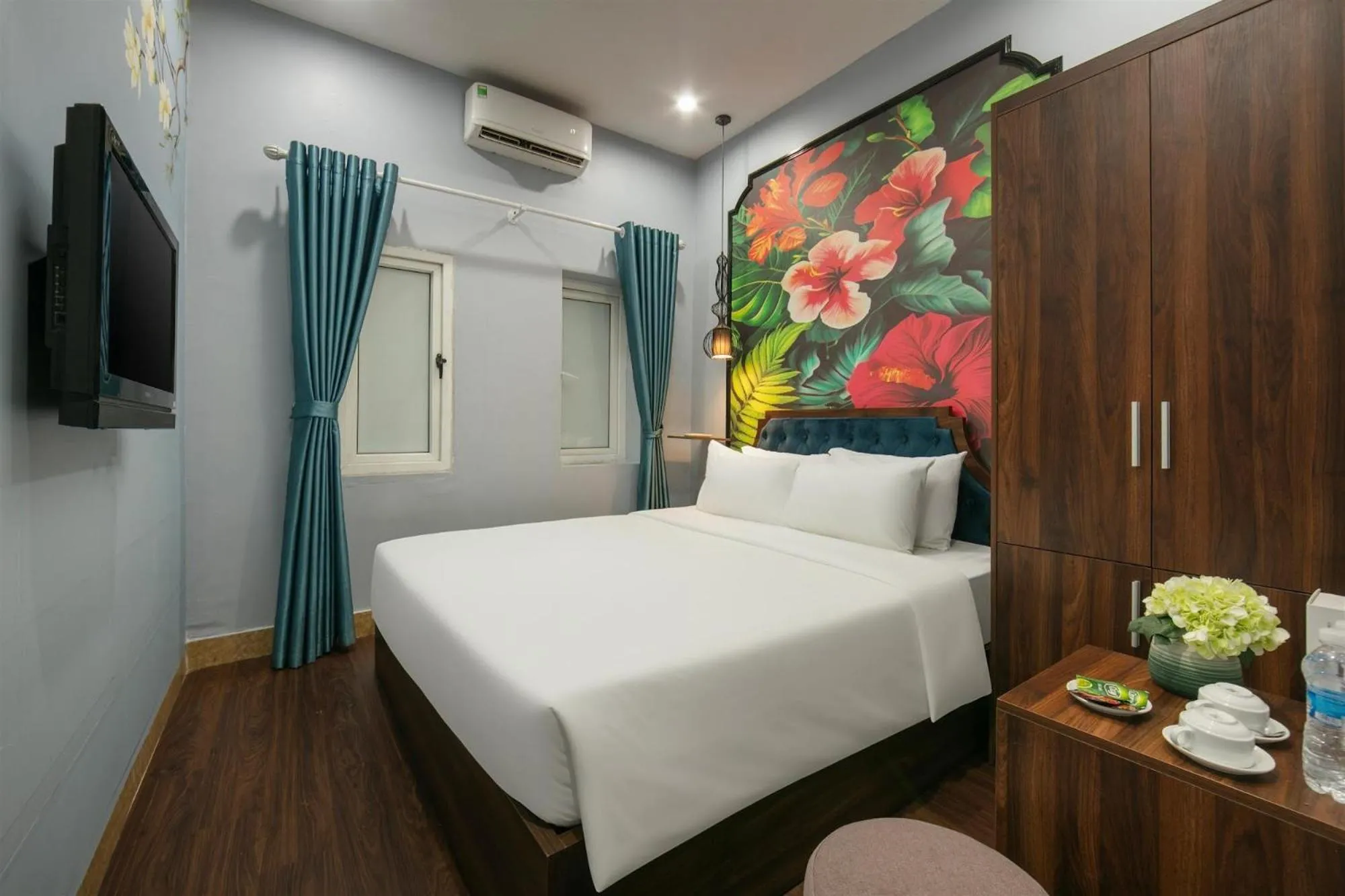 Bed in Elegance Premium Hotel