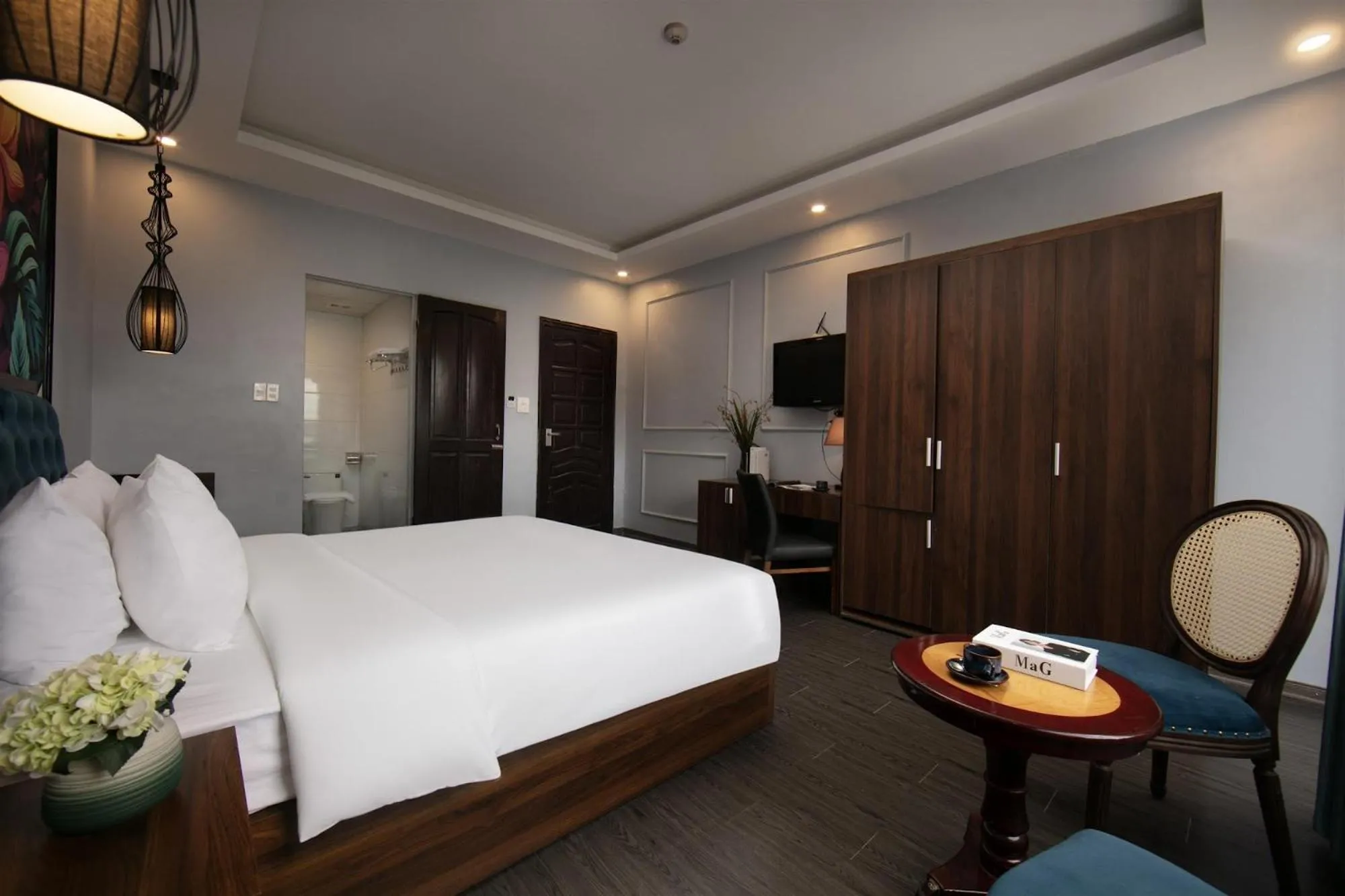 Living room in Elegance Premium Hotel