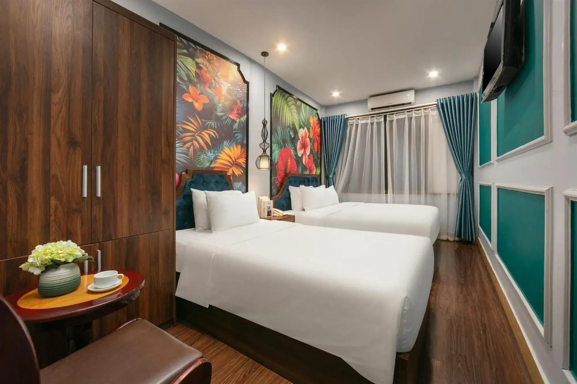 Deluxe Double Room in Elegance Premium Hotel Deluxe Double Room in Elegance Premium Hotel
