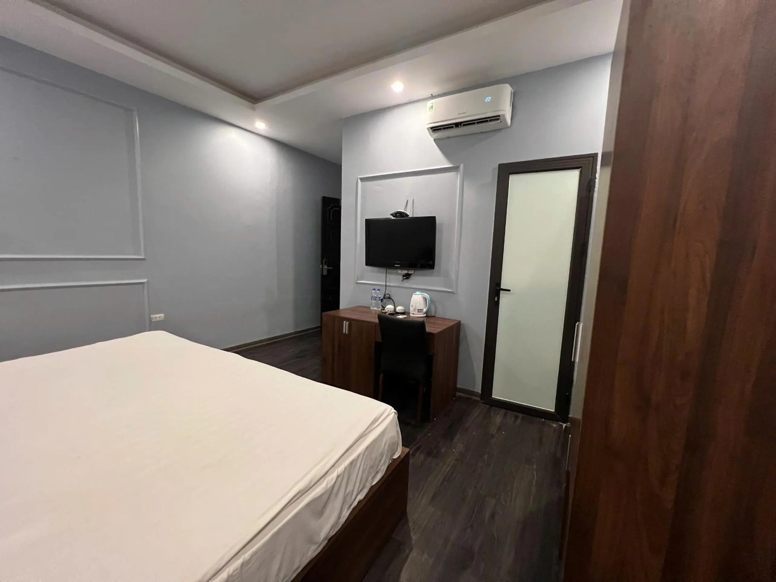 Bedroom in Elegance Premium Hotel