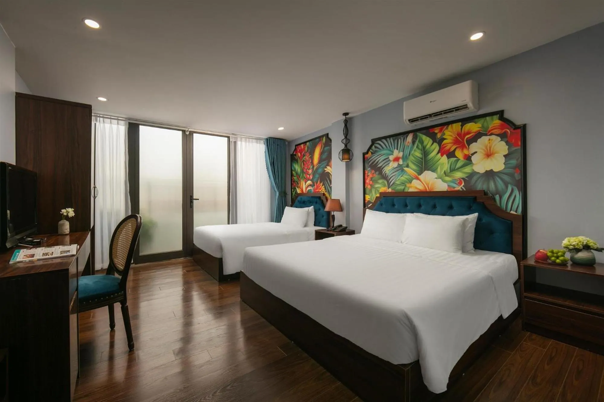 Photo of the whole room in Elegance Premium Hotel