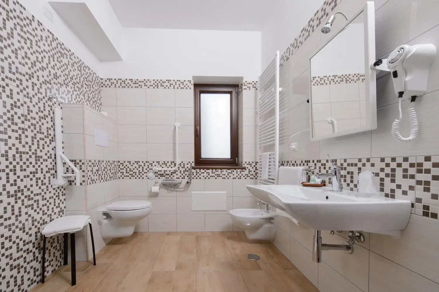 Twin Room - Disability Access in La Dimora di Federico Twin Room - Disability Access in La Dimora di Federico