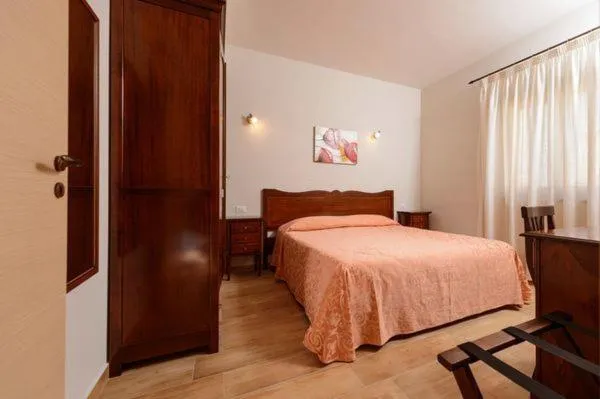 Photo of the whole room, Bed in La Dimora di Federico