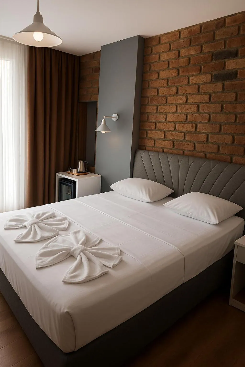 Photo of the whole room, Bed in Utarit Hotel