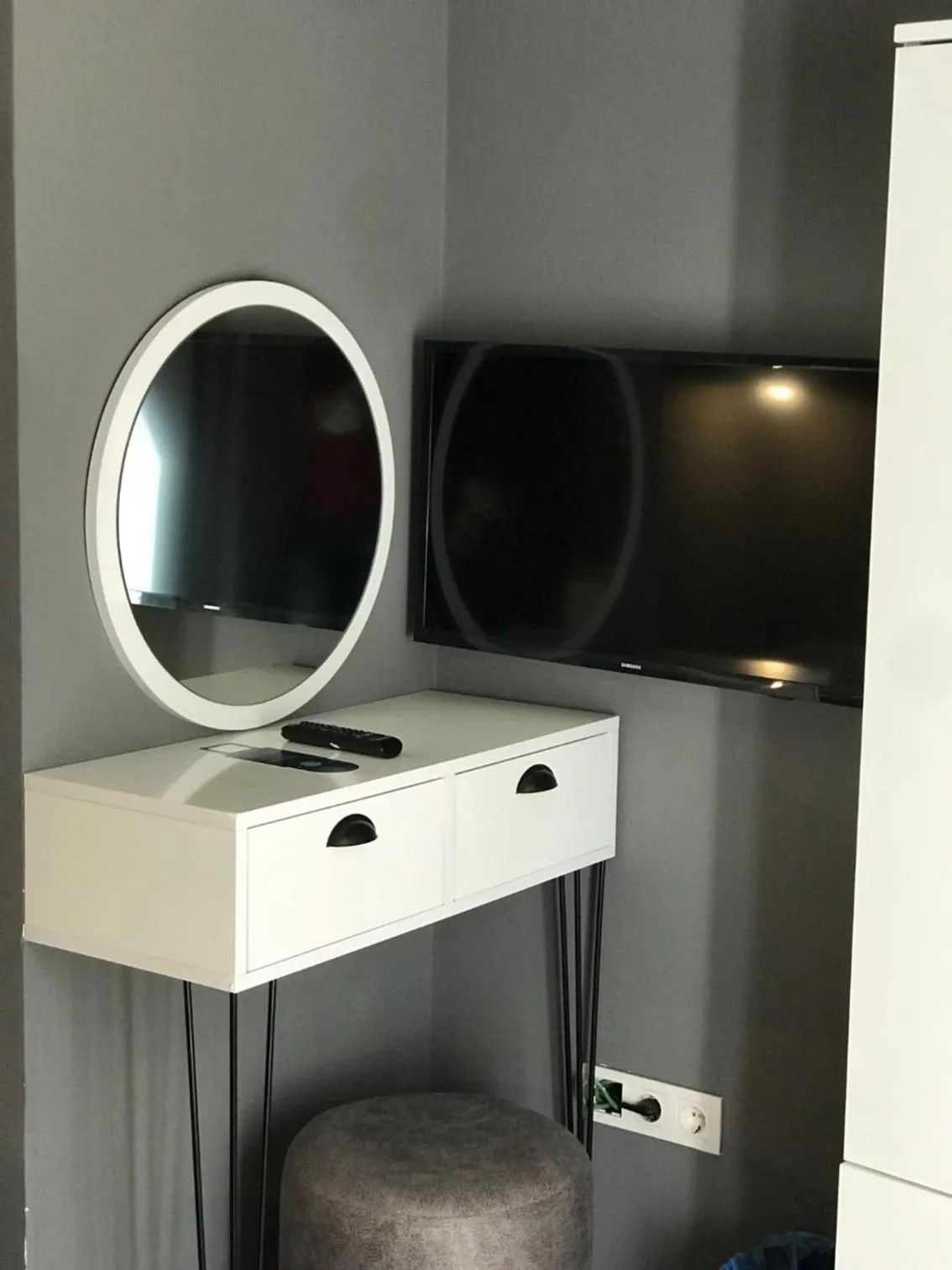 TV and multimedia in Utarit Hotel