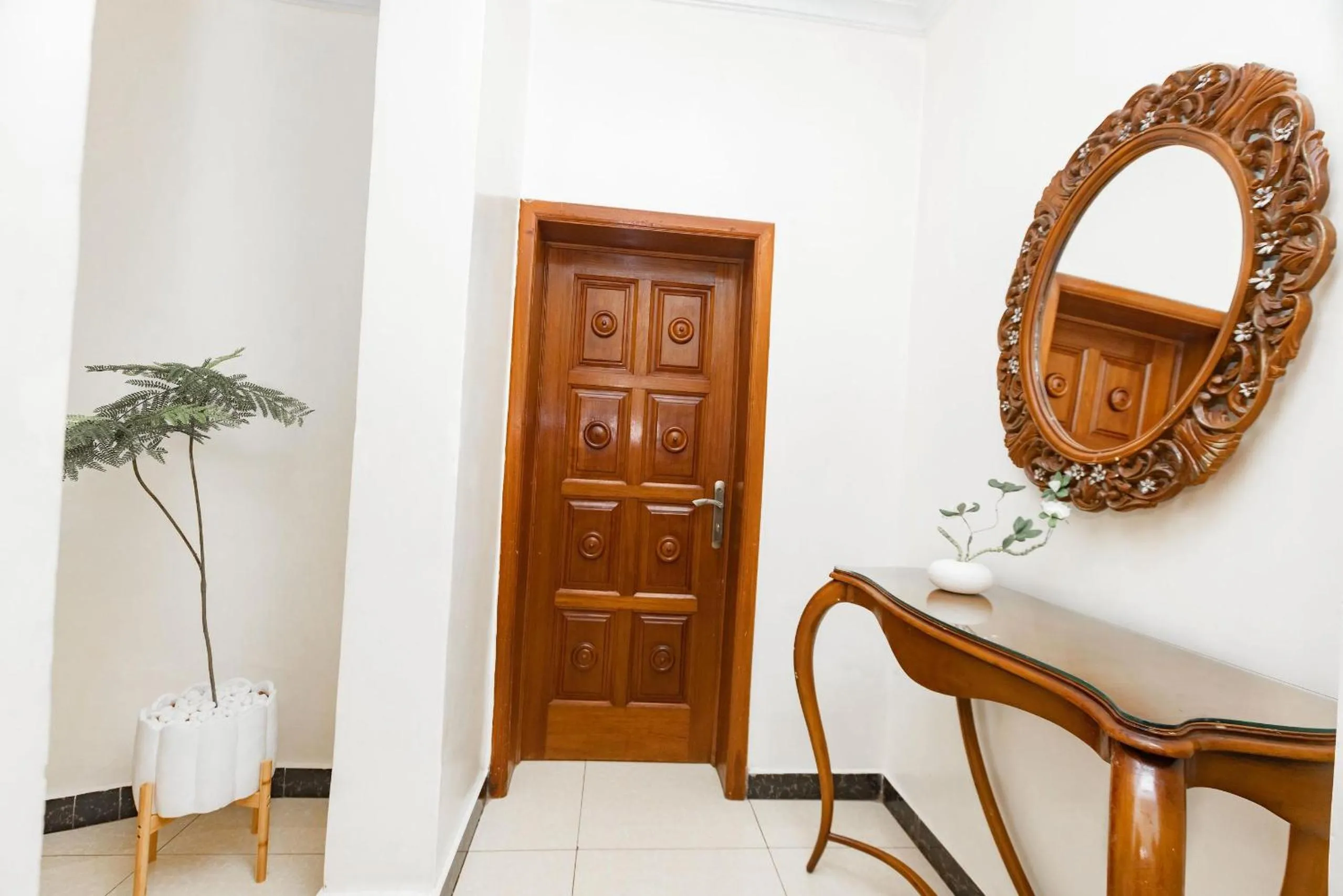 wardrobe in kigali Pillar House inn