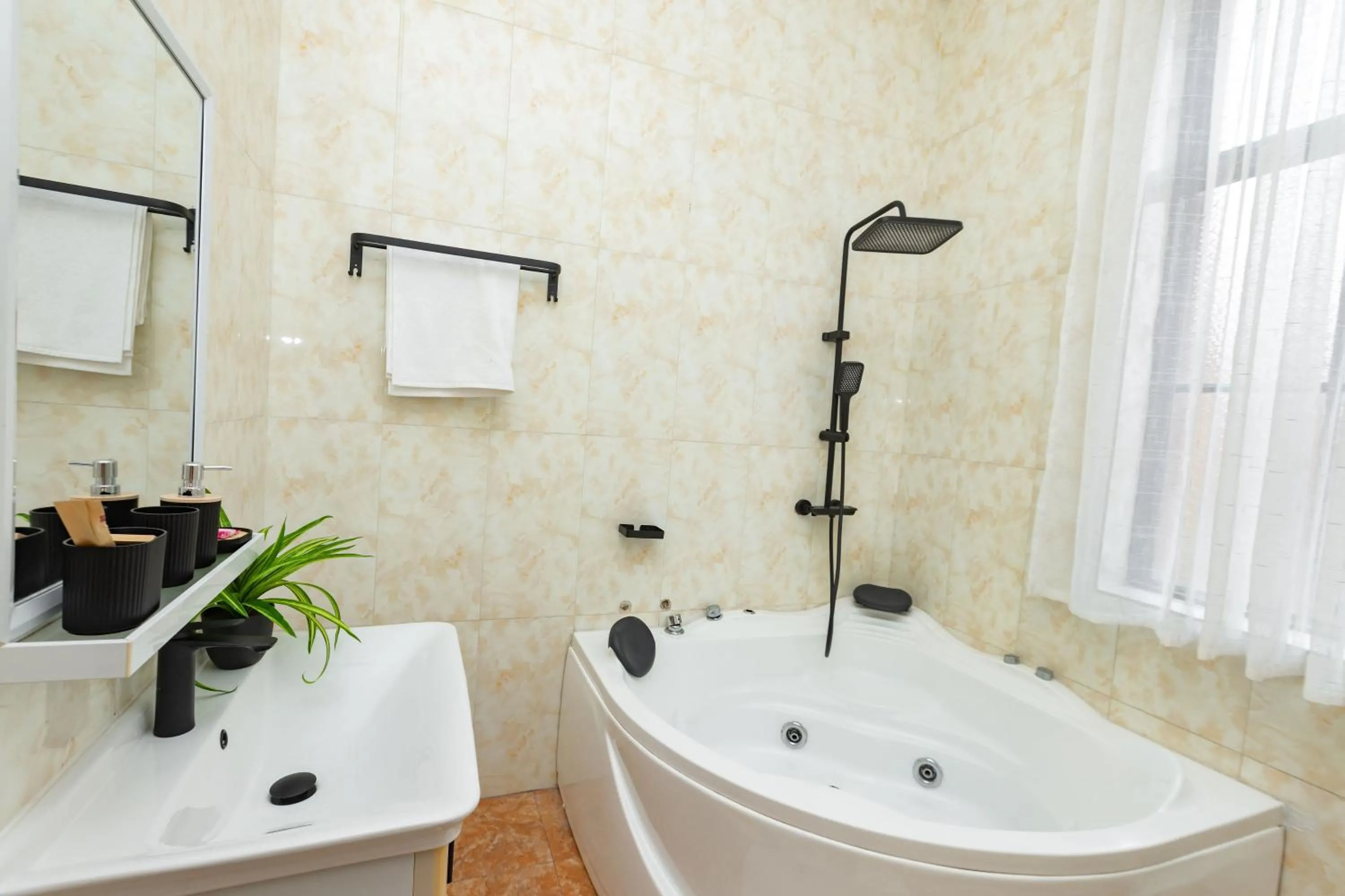 Hot Tub in kigali Pillar House inn