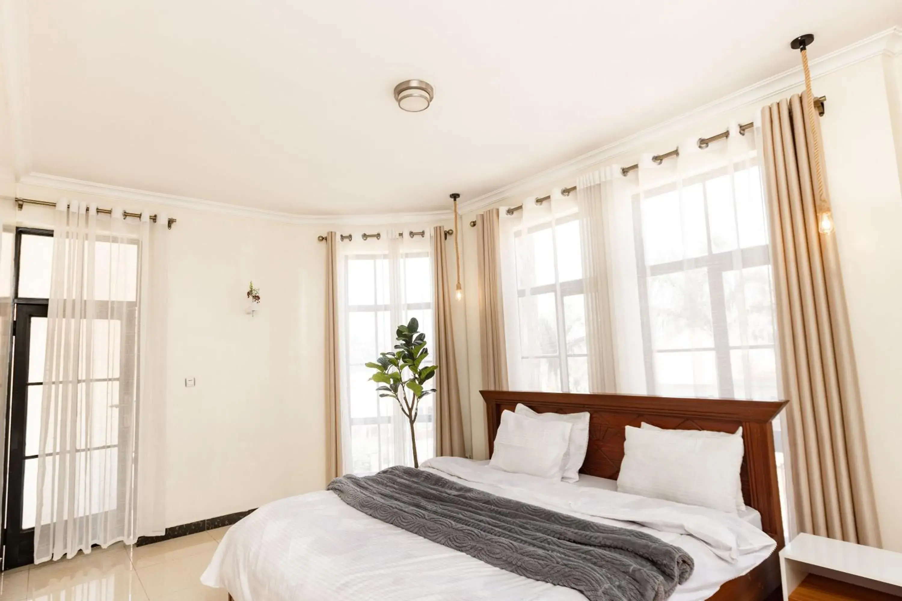 King Room with Mountain View in kigali Pillar House inn King Room with Mountain View in kigali Pillar House inn