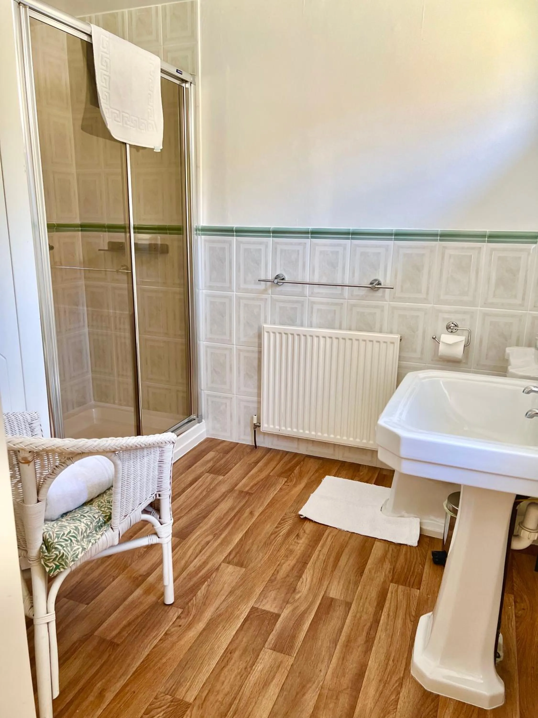 Bathroom in High Grassings Country House