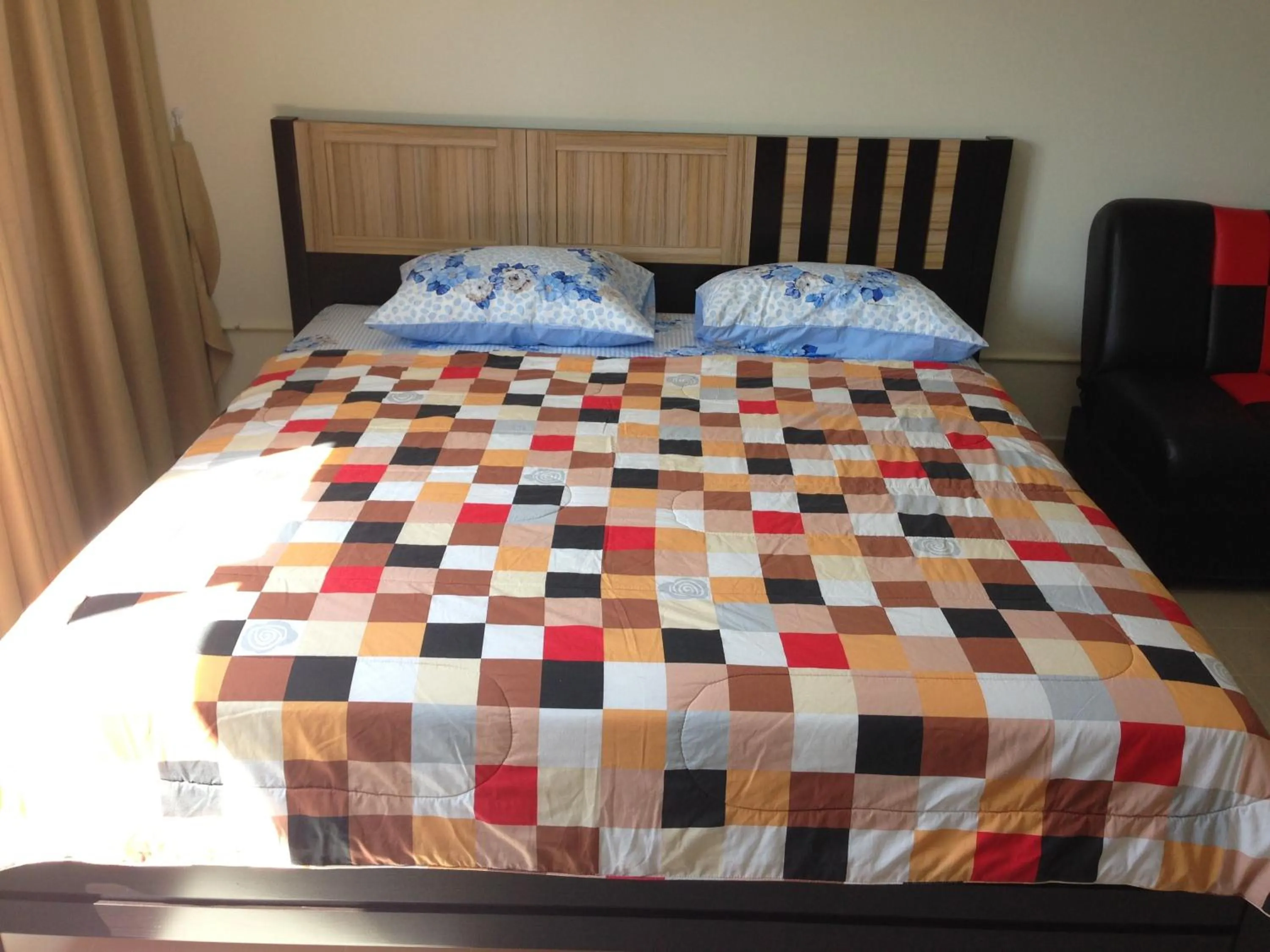 Bed in Muangthongthani Rental/Khun Dan