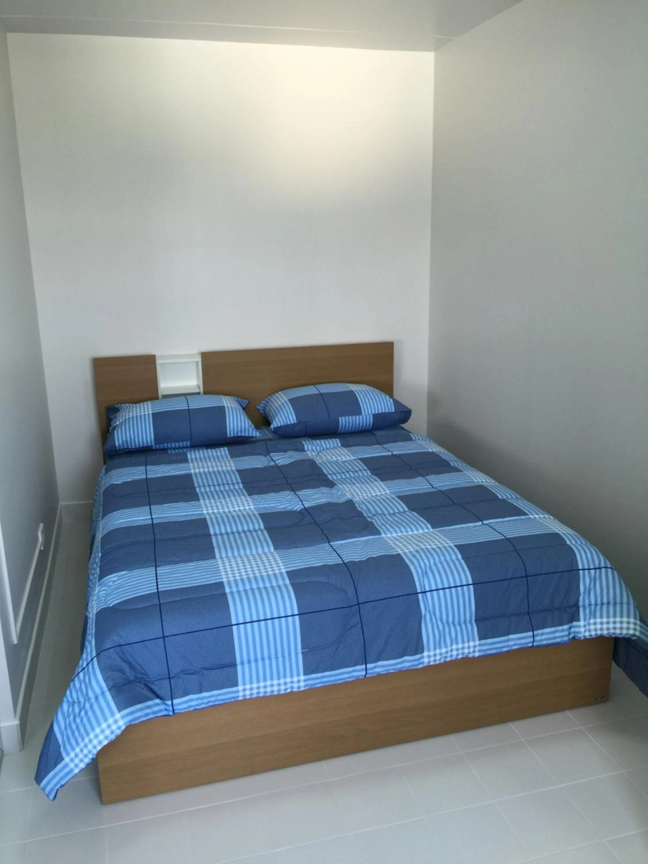 Bed in Muangthongthani Rental/Khun Dan