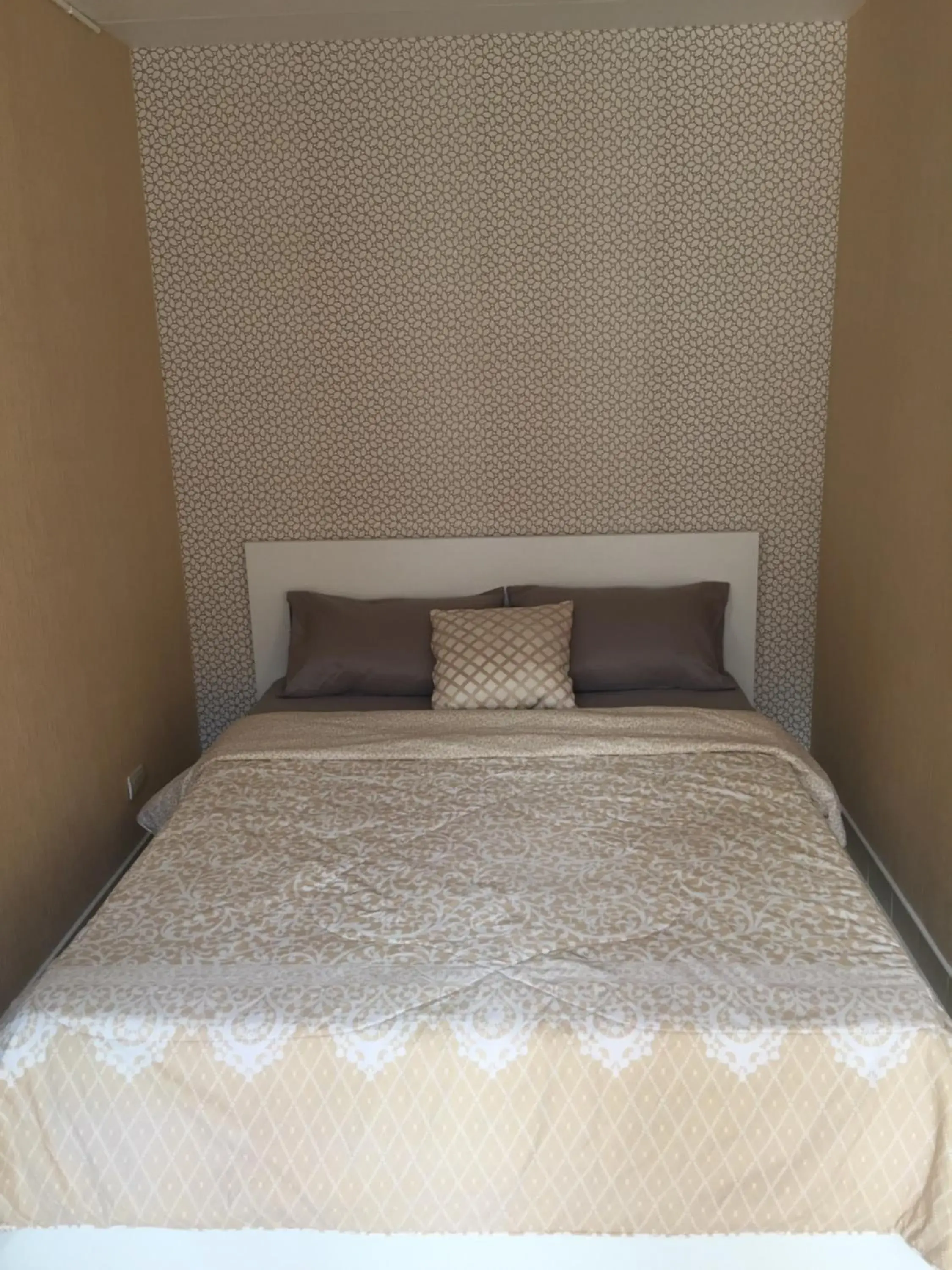 Bed in Muangthongthani Rental/Khun Dan Bed in Muangthongthani Rental/Khun Dan