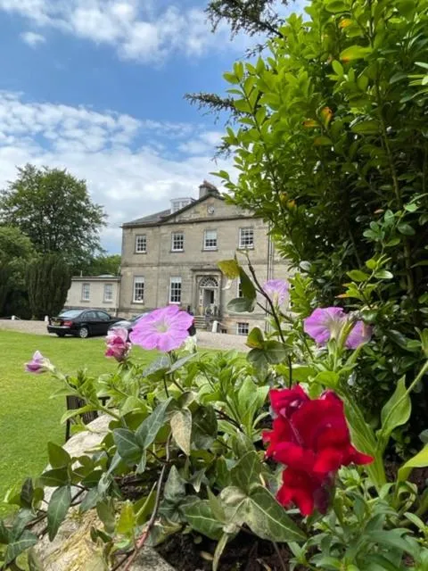 Property building in Limefield Mansion House