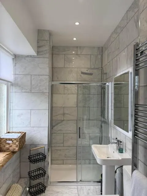 Bathroom in Limefield Mansion House