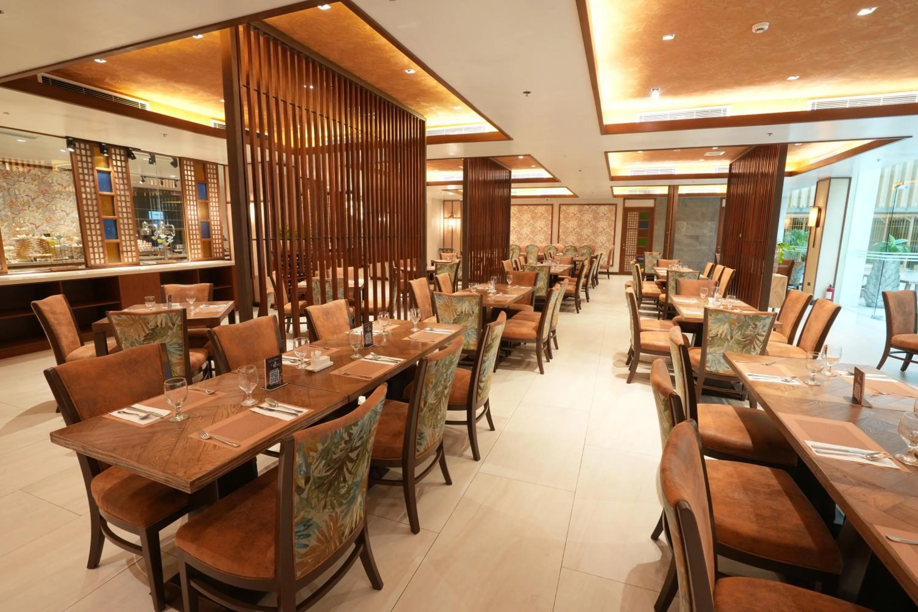 Breakfast in Royce Hotel & Casino