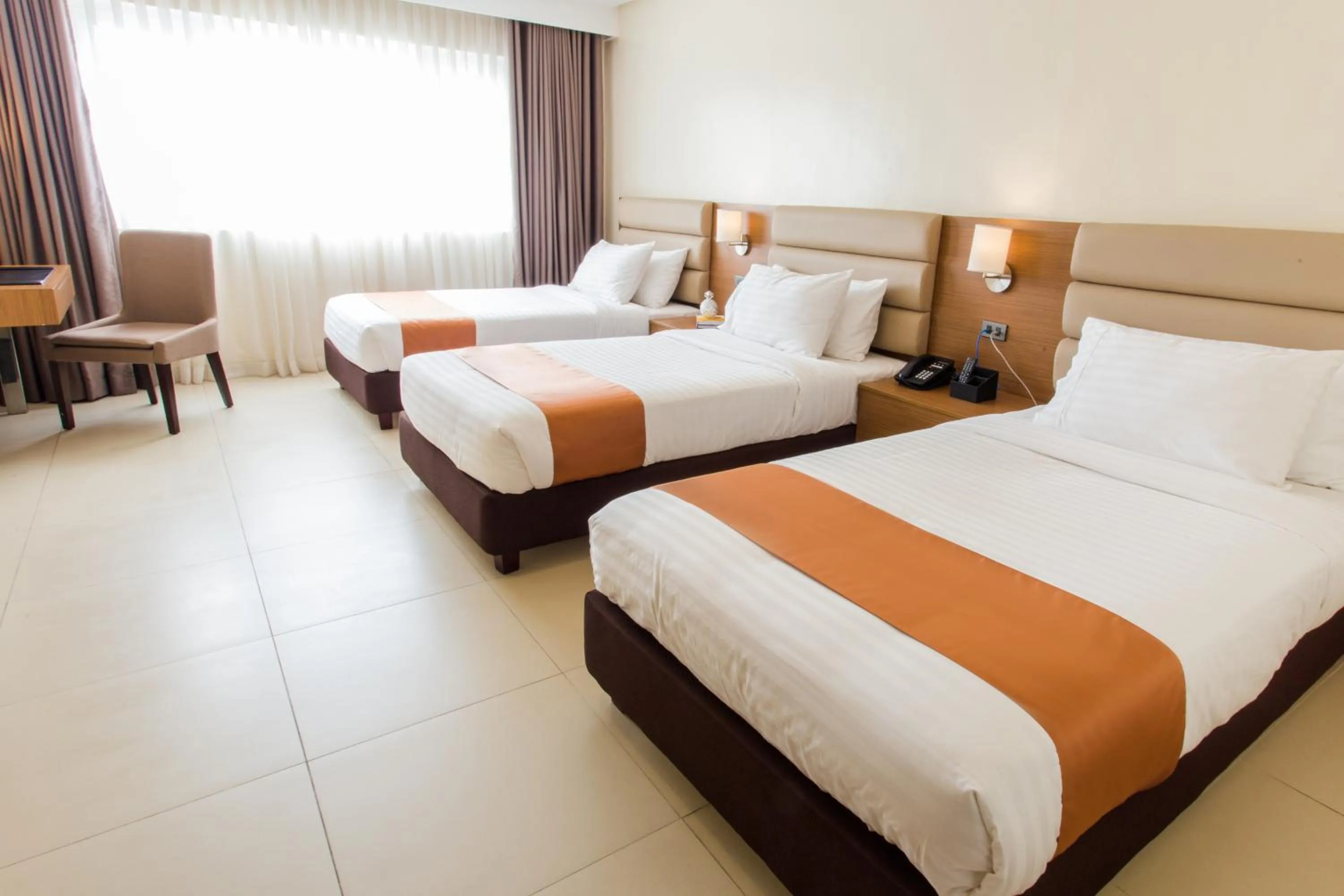 Photo of the whole room, Bed in Royce Hotel & Casino