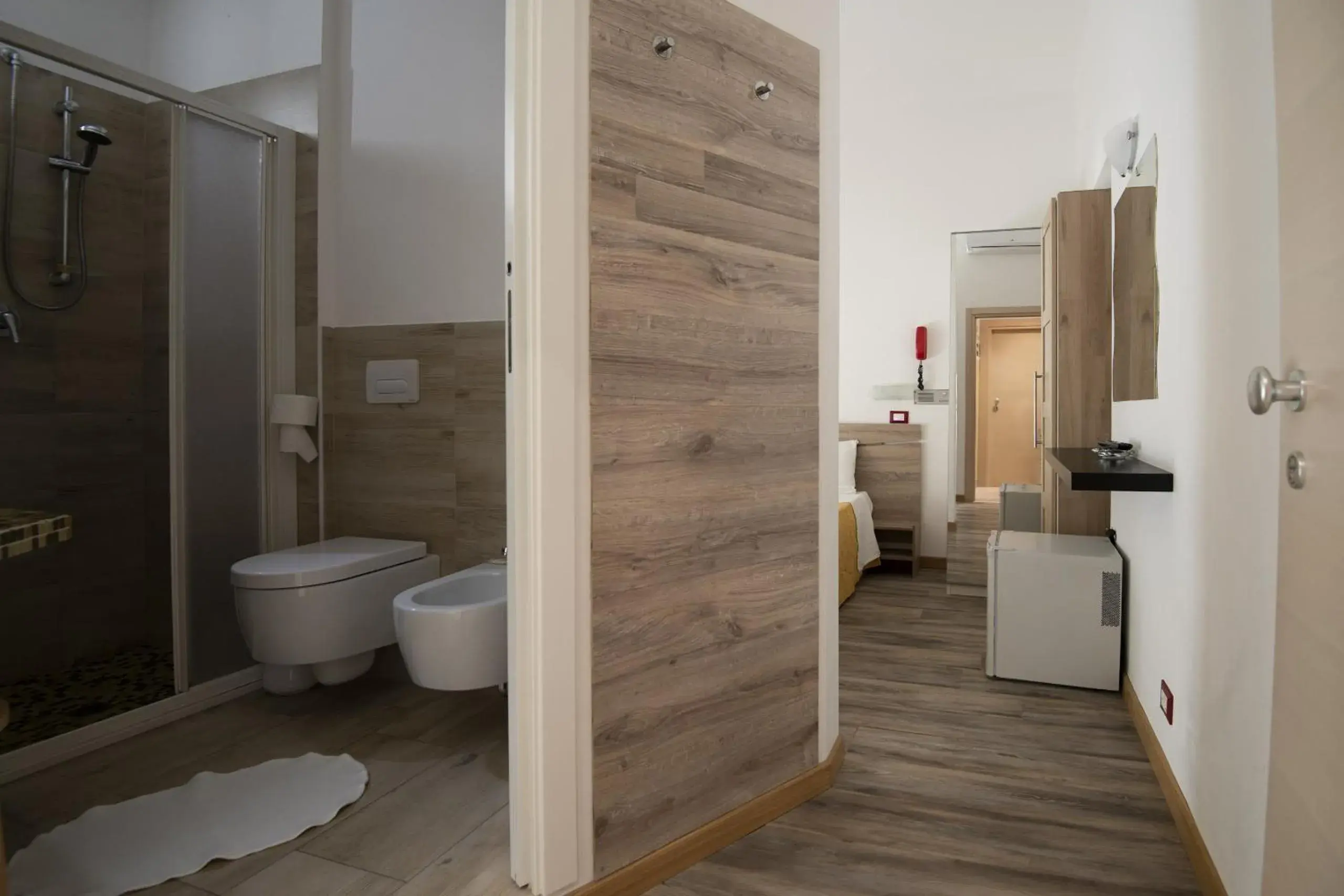 Shower, Bathroom in Hotel Corallo Garnì