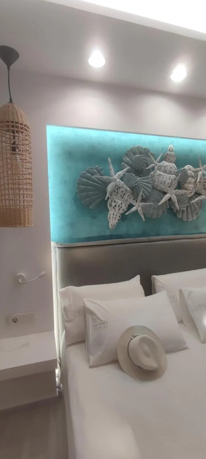 Bed in Ilianthos Apartments & Rooms