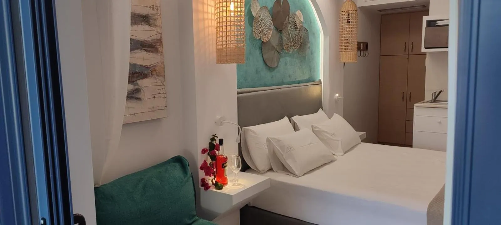 Bed in Ilianthos Apartments & Rooms