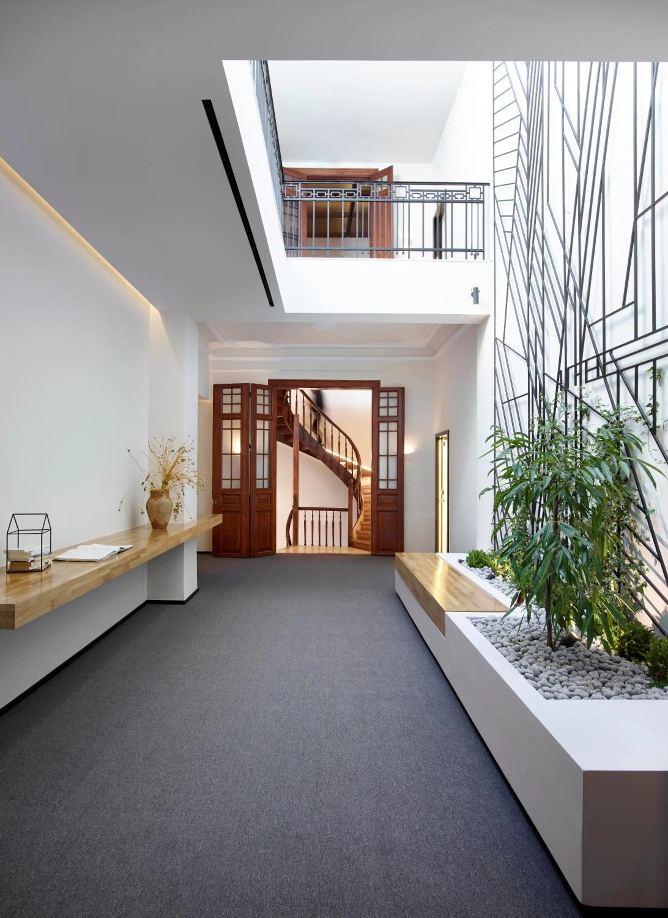 Area and facilities in InnAthens