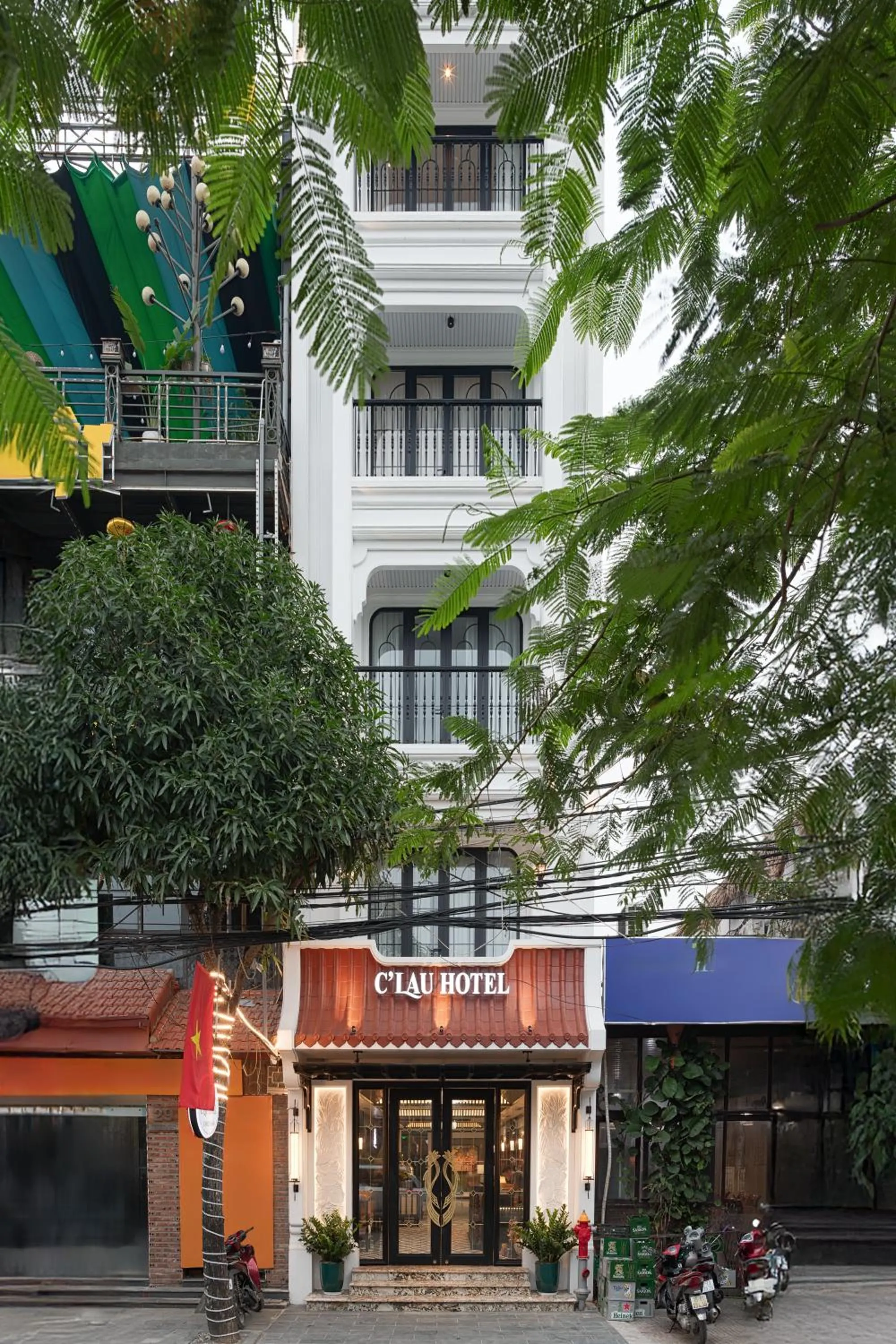 Property building in C'Lau Hotel Ninh Binh - A Gem Nestled in Ancient Quarter