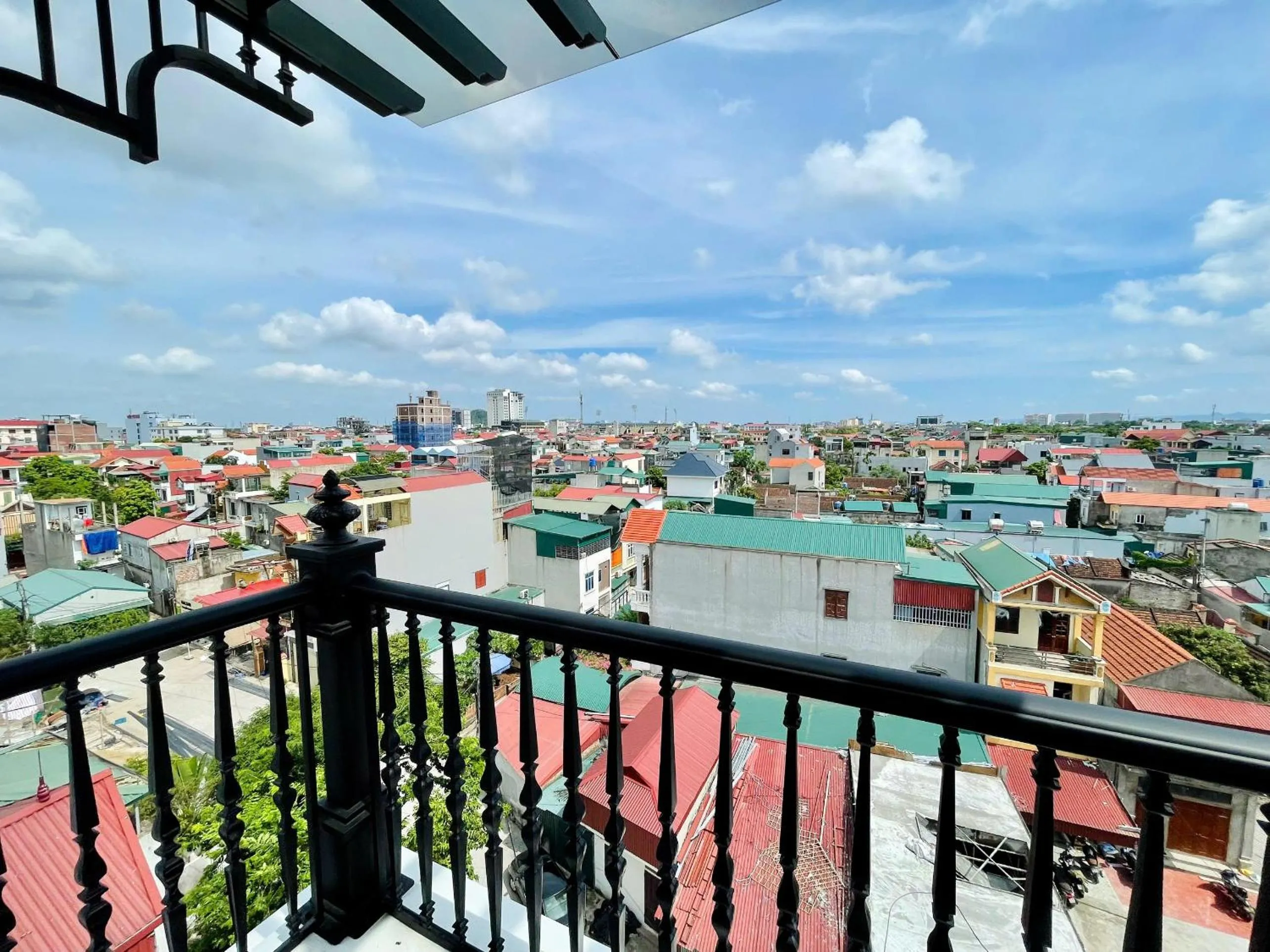 Property building in C'Lau Hotel Ninh Binh - A Gem Nestled in Ancient Quarter