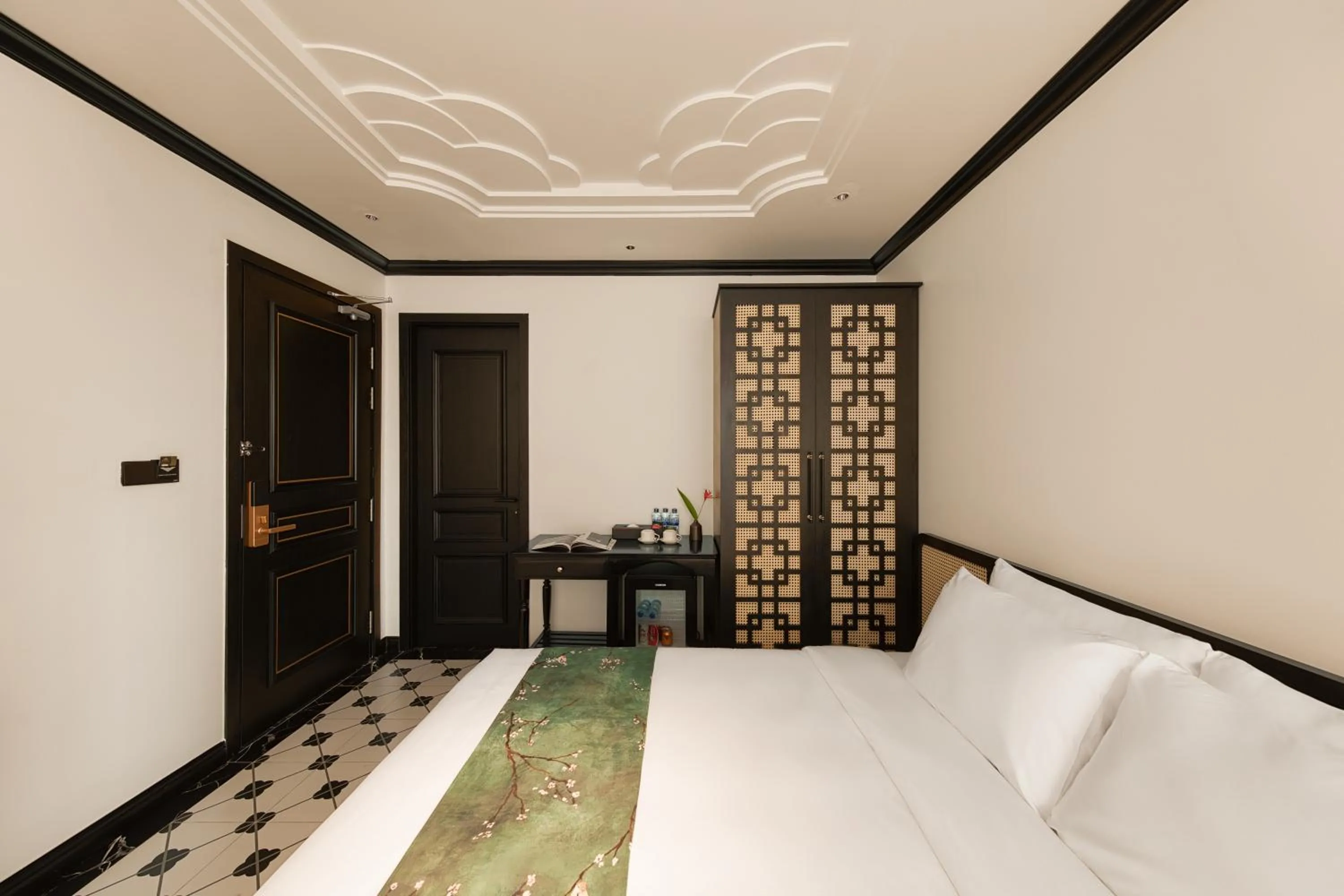 Bed in C'Lau Hotel Ninh Binh - A Gem Nestled in Ancient Quarter
