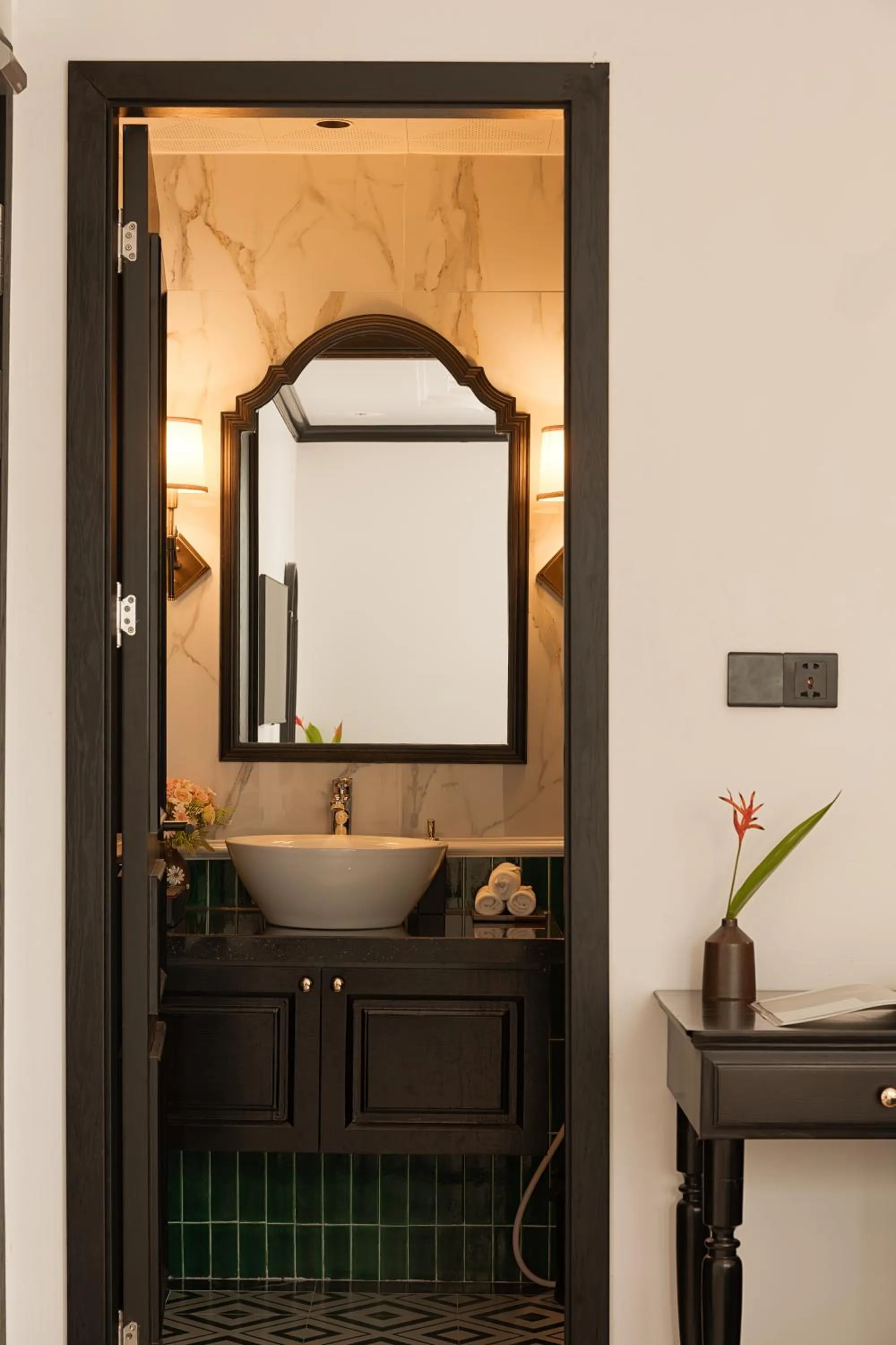Toilet in C'Lau Hotel Ninh Binh - A Gem Nestled in Ancient Quarter