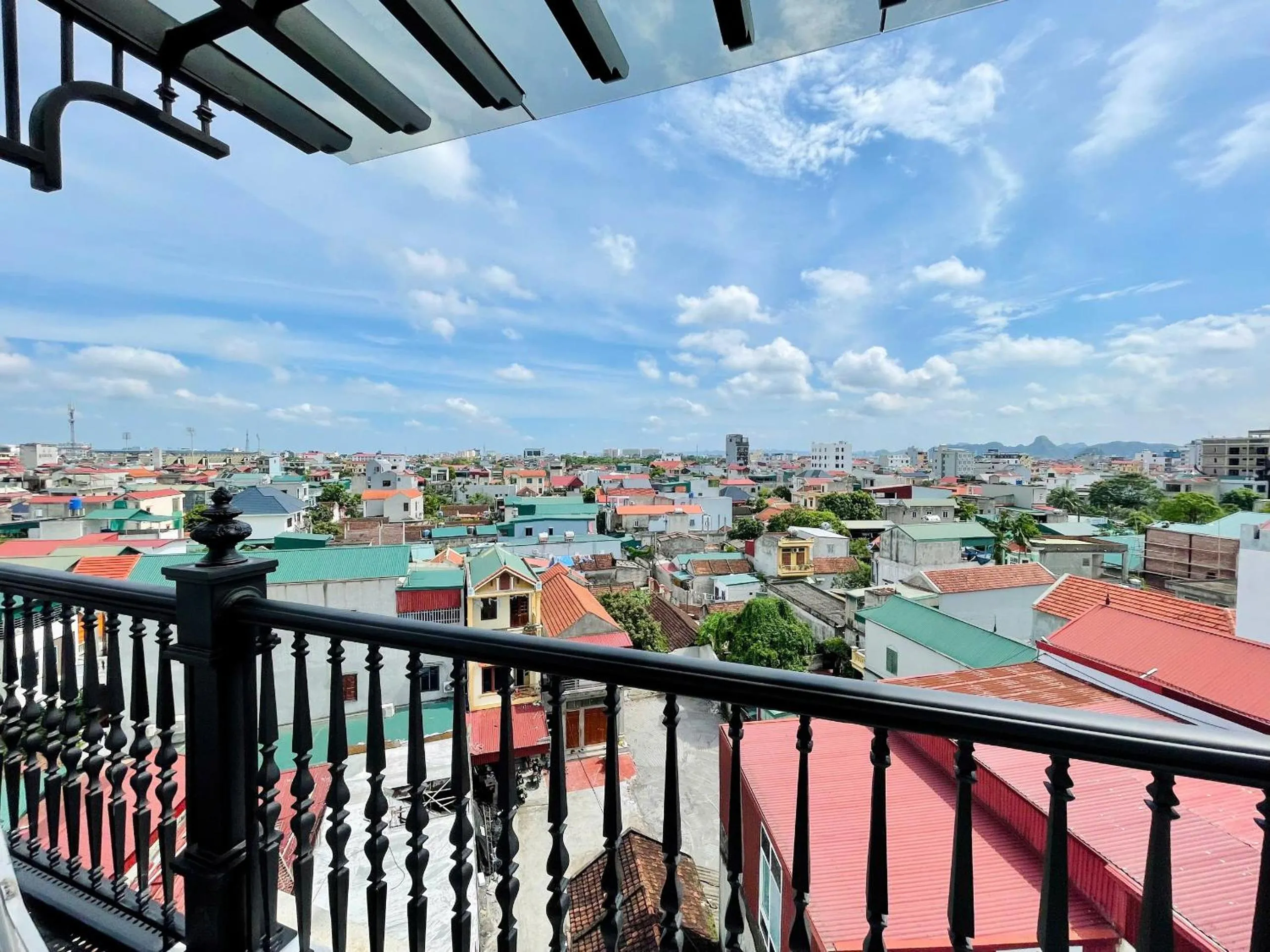 Property building in C'Lau Hotel Ninh Binh - A Gem Nestled in Ancient Quarter