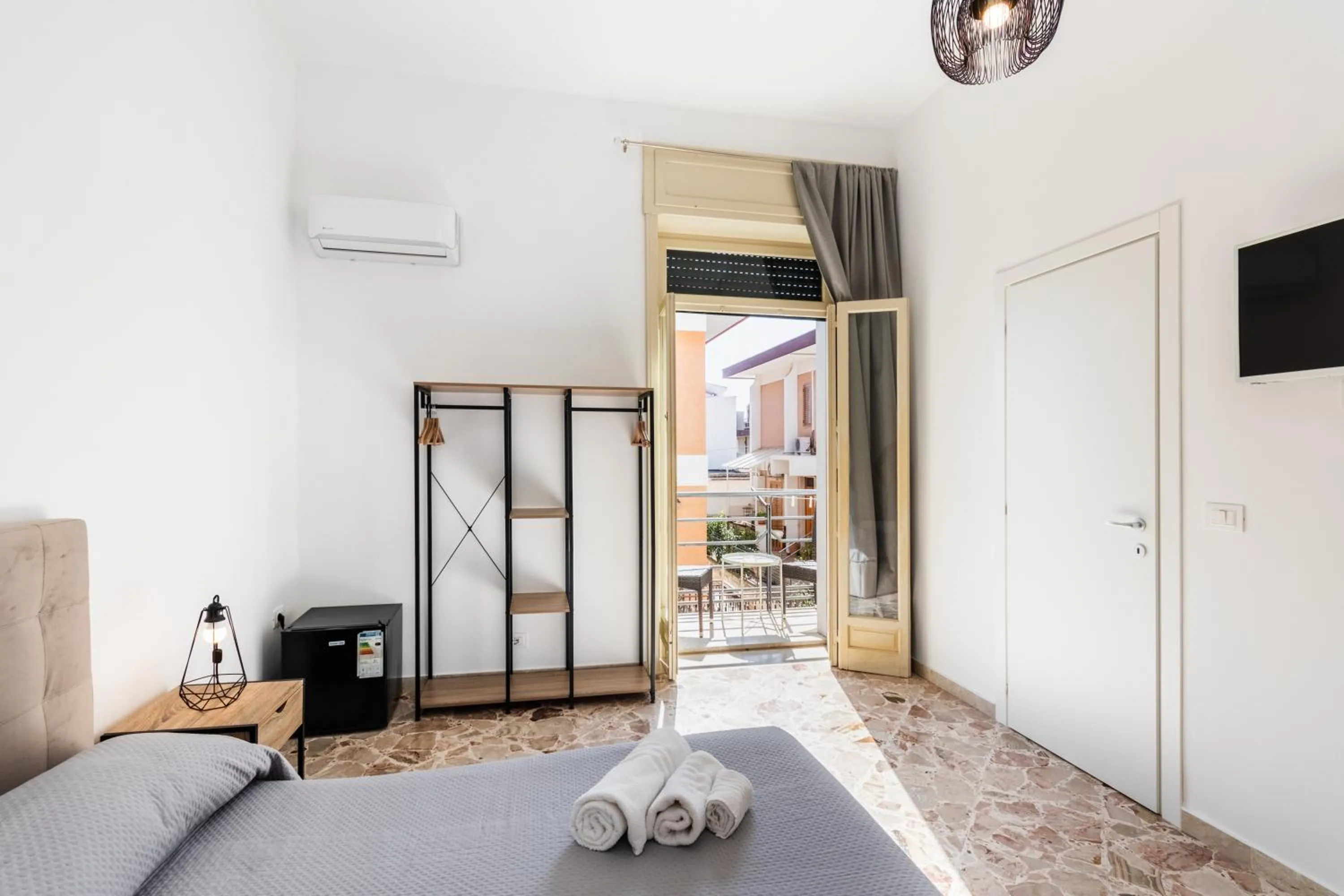 Balcony/Terrace, Bed in Le Torrette Rooms and Apartments