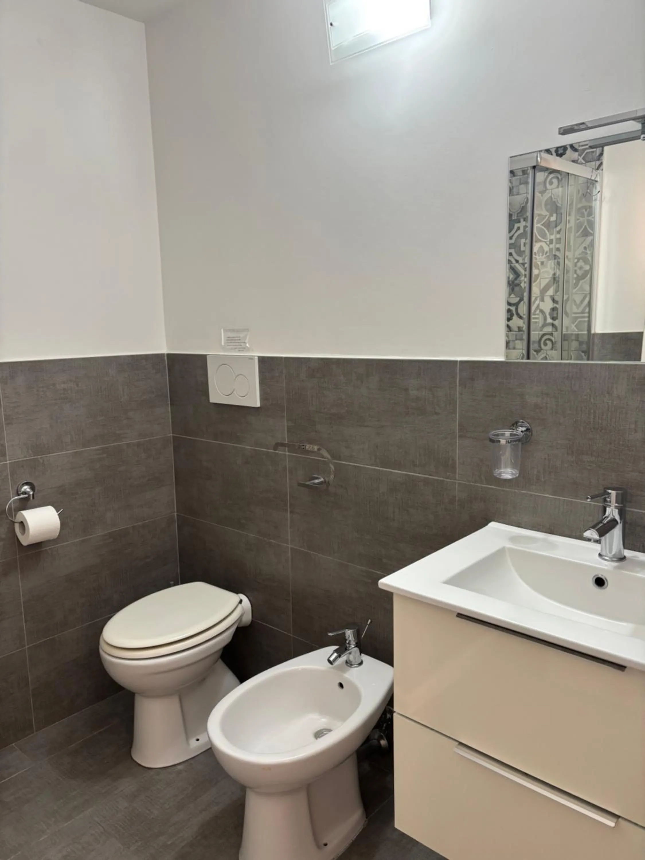 Toilet in Le Torrette Rooms and Apartments