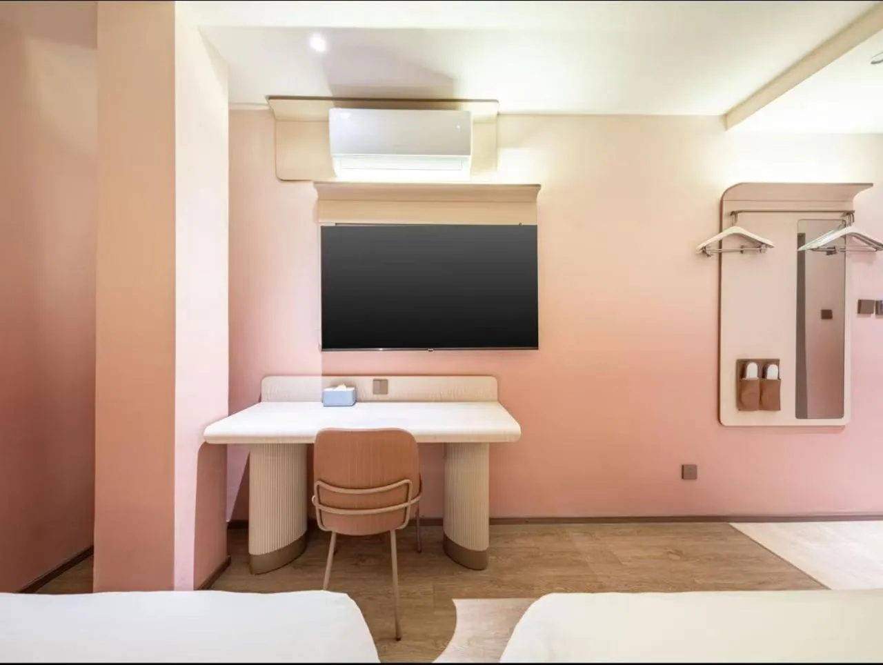 air conditioner in Hanting Hotel Beijing Tiananmen Square