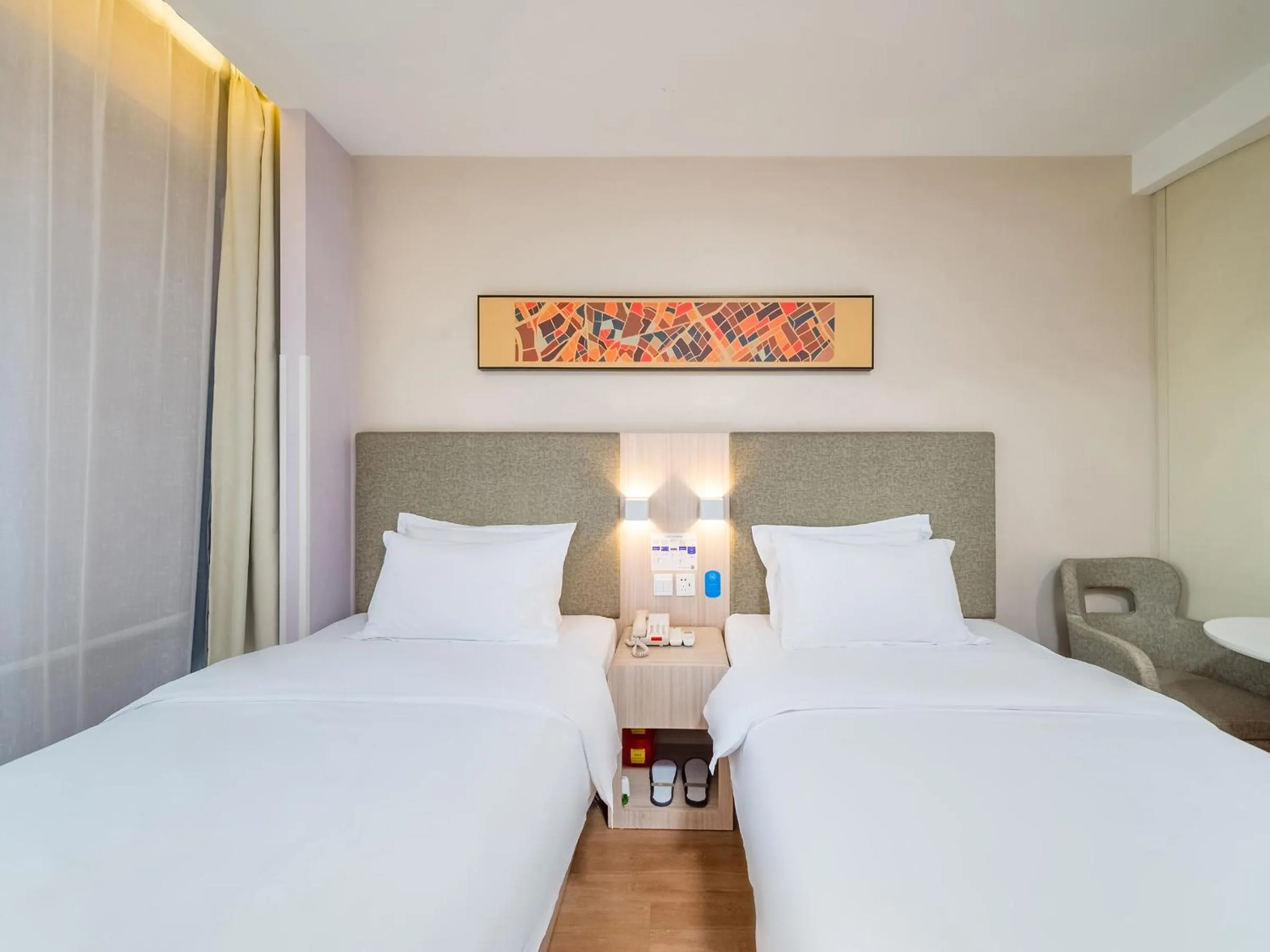 Bed in Hanting Hotel Beijing Guang'anmen Xuanwu Hospital