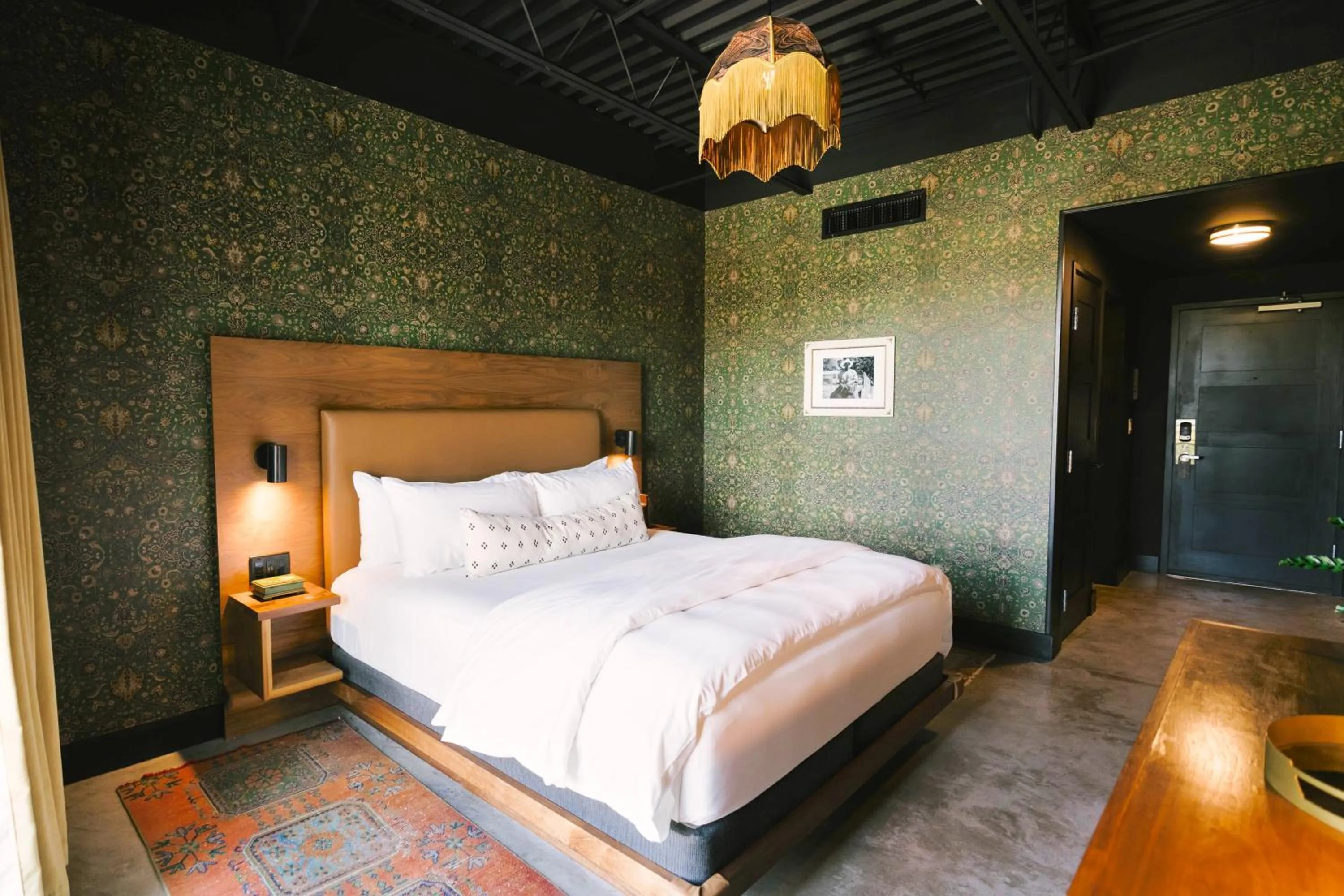 Bed in The Frances Modern Inn