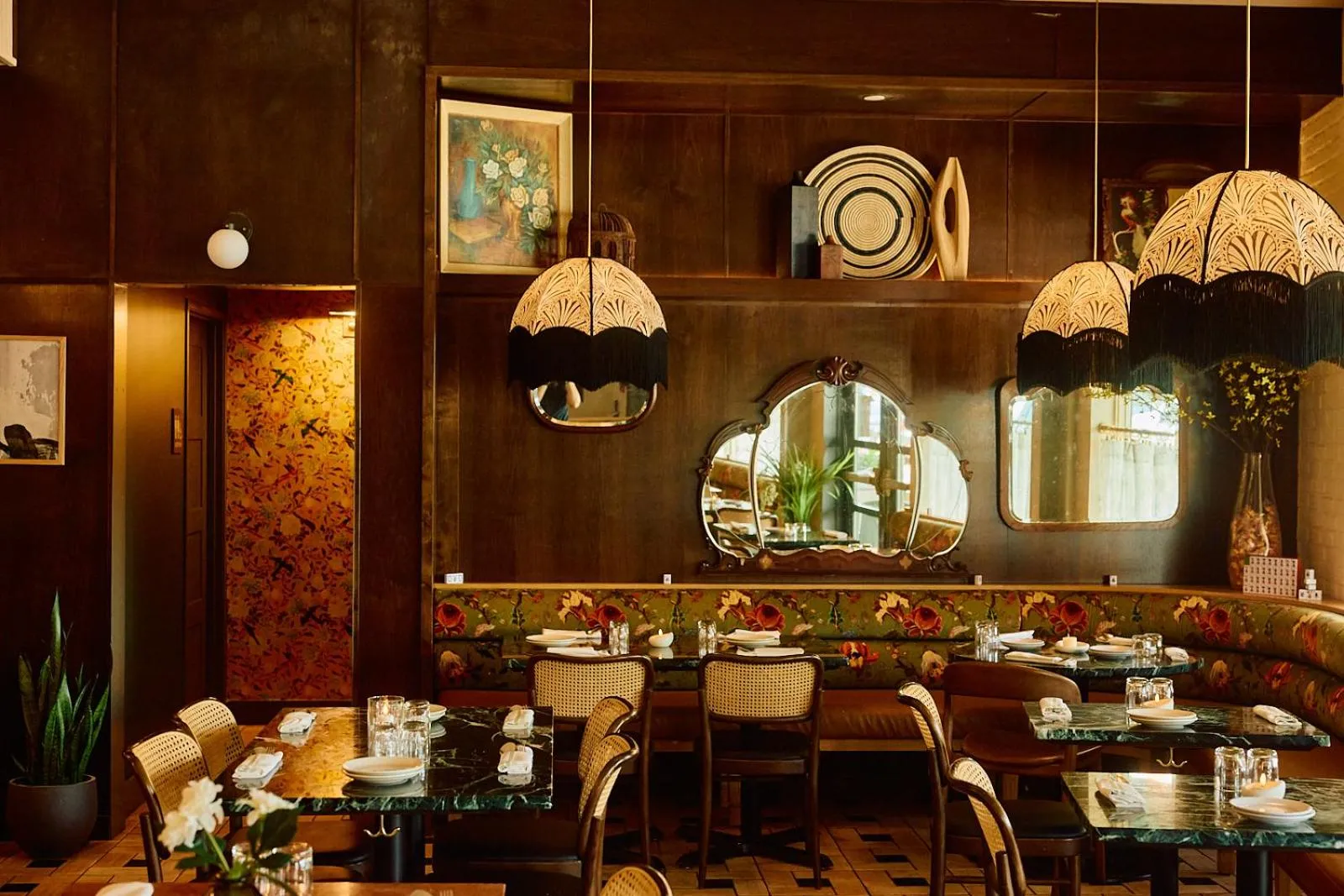 Restaurant/places to eat in The Frances Modern Inn