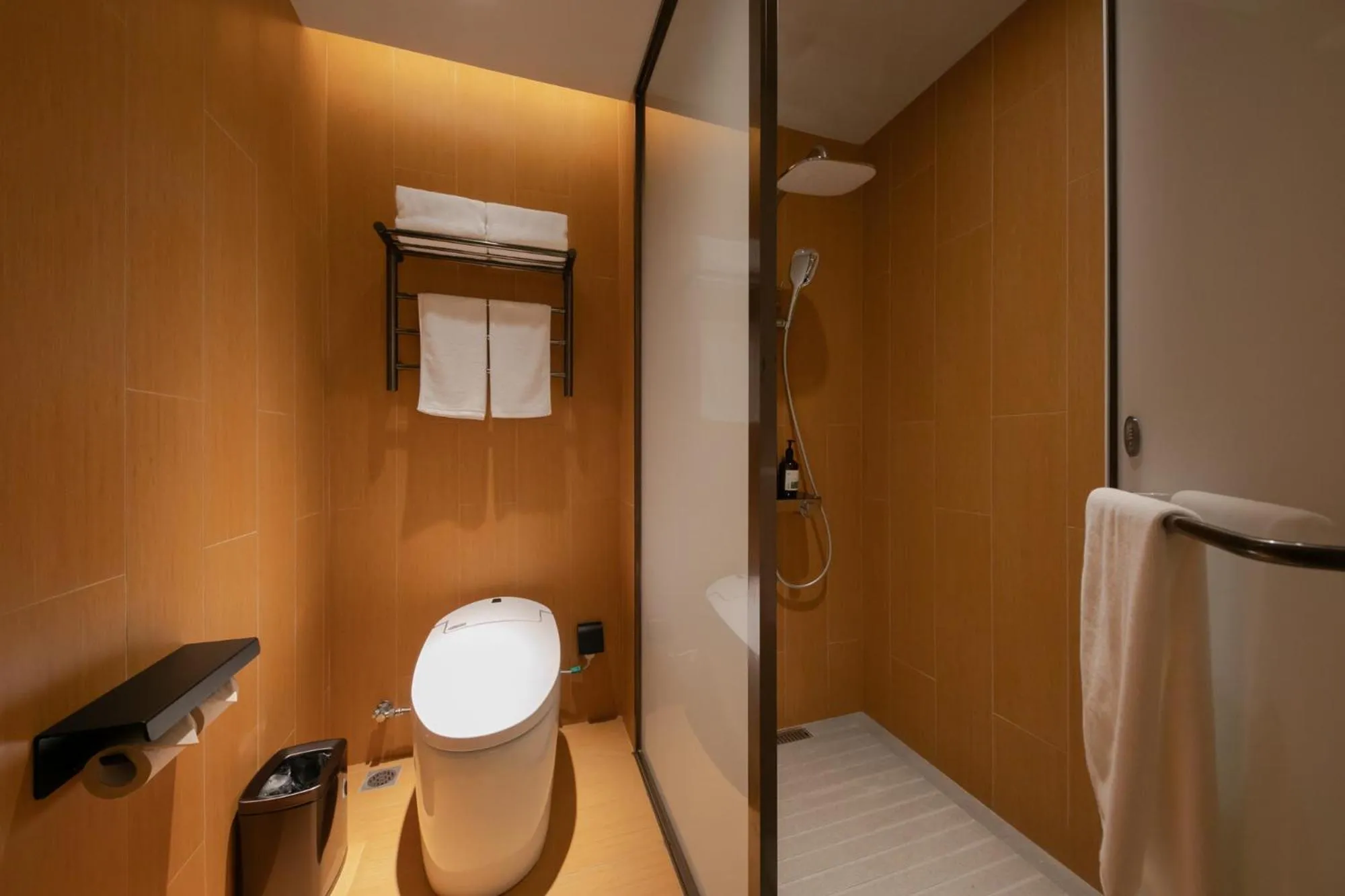 Toilet in JI Hotel Beijing Shijingshan Wanda Taiwan Street