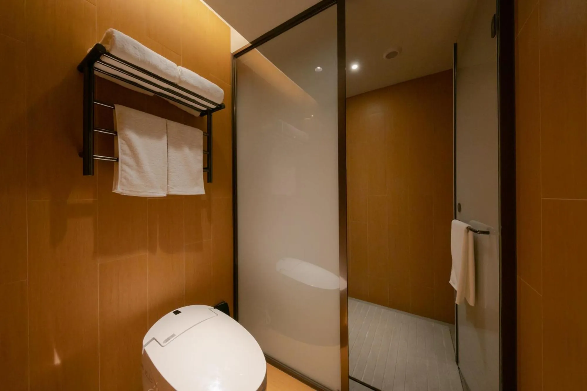 Toilet in JI Hotel Beijing Shijingshan Wanda Taiwan Street