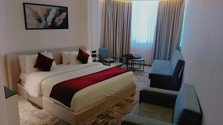 Bed in Roya Downtown Boutique Hotel