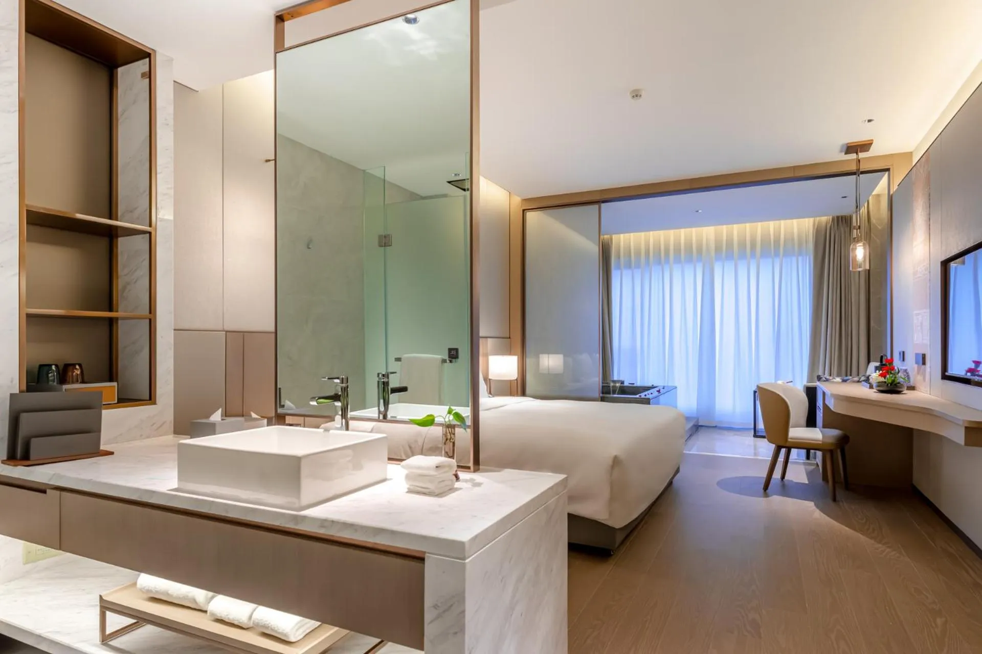 Bed in NARADA Fuzhou Fujian Hotel