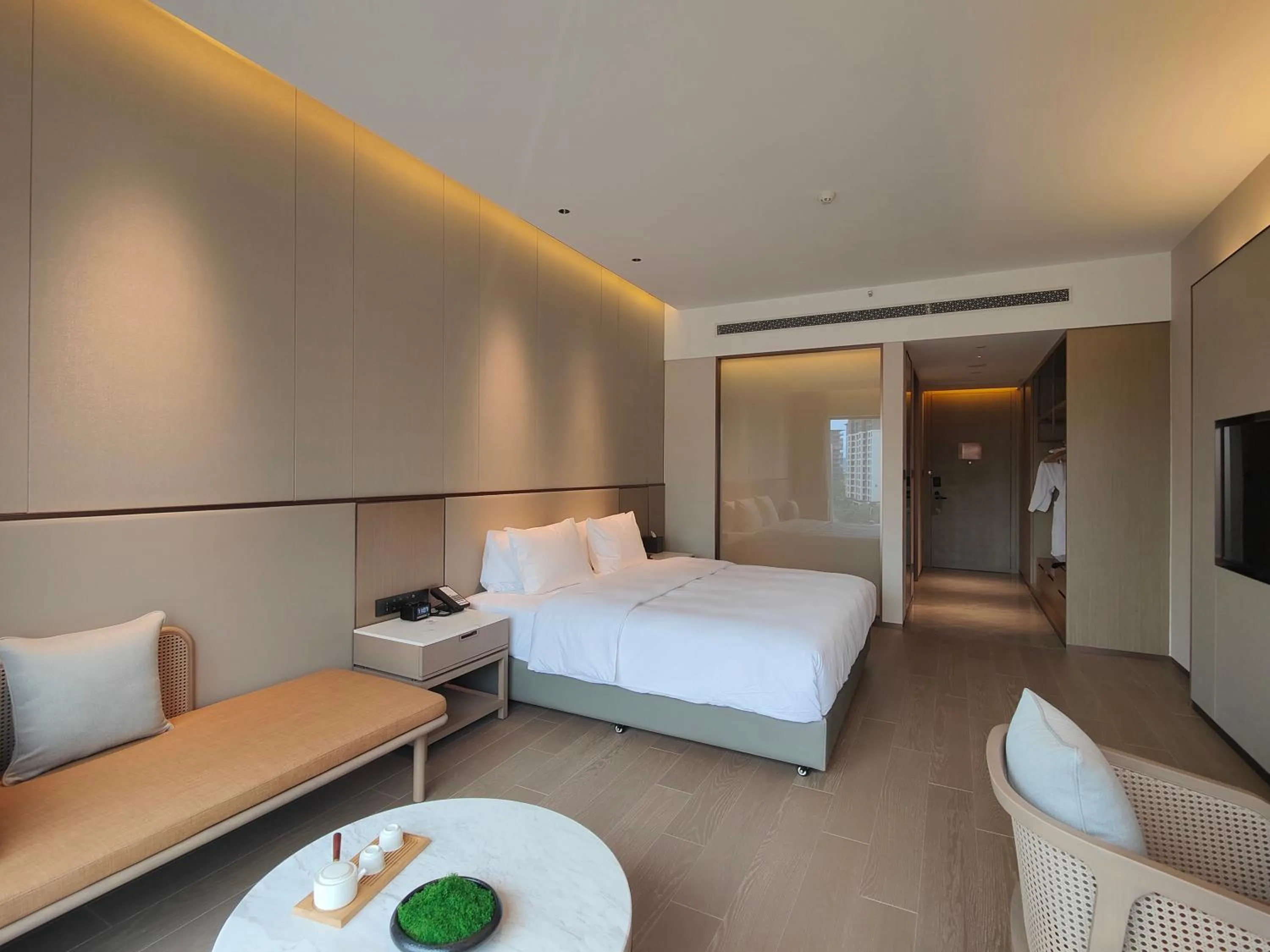 Bed in NARADA Fuzhou Fujian Hotel