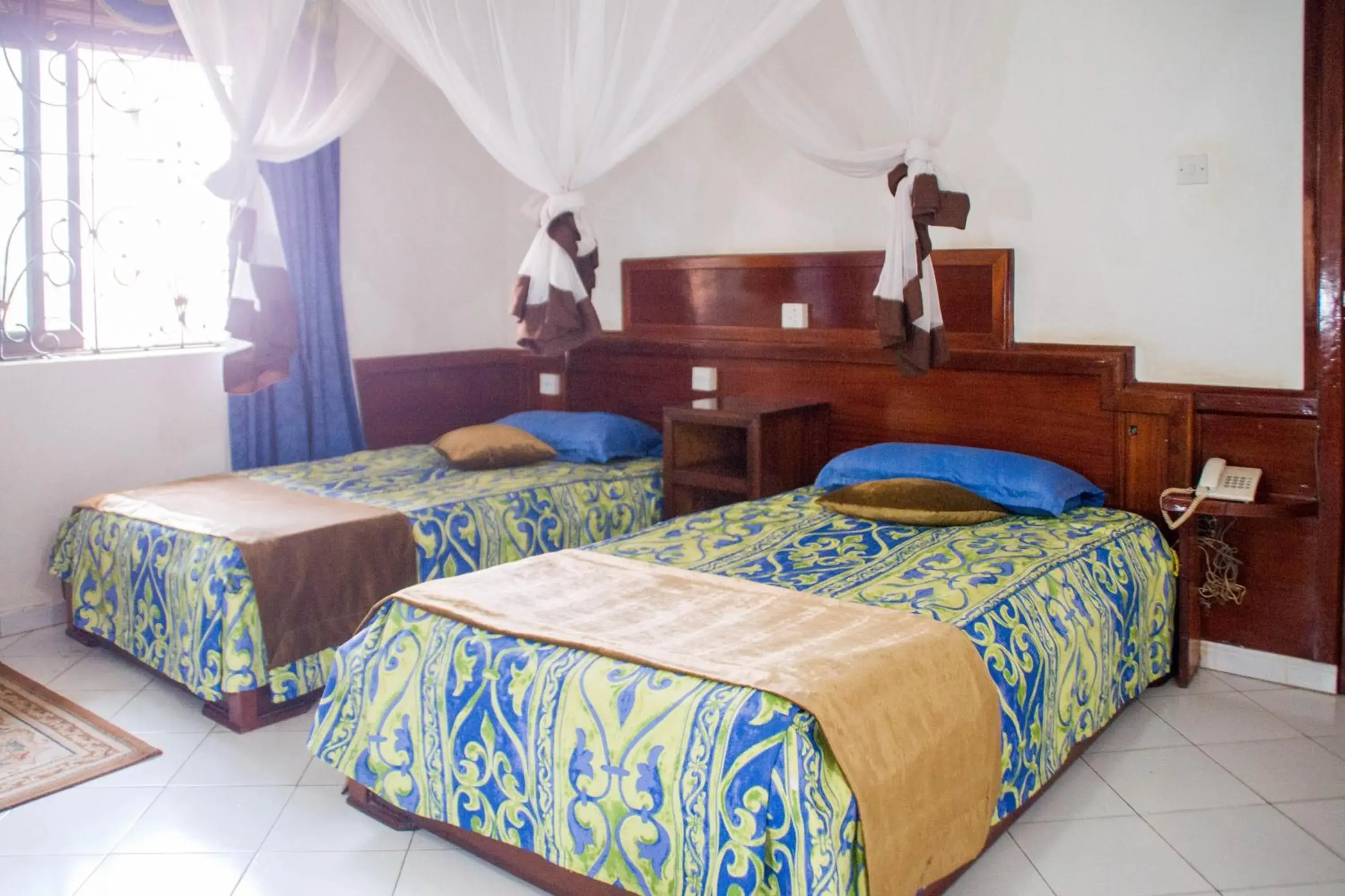 Bed in Oxford Royal Hotel Bed in Oxford Royal Hotel