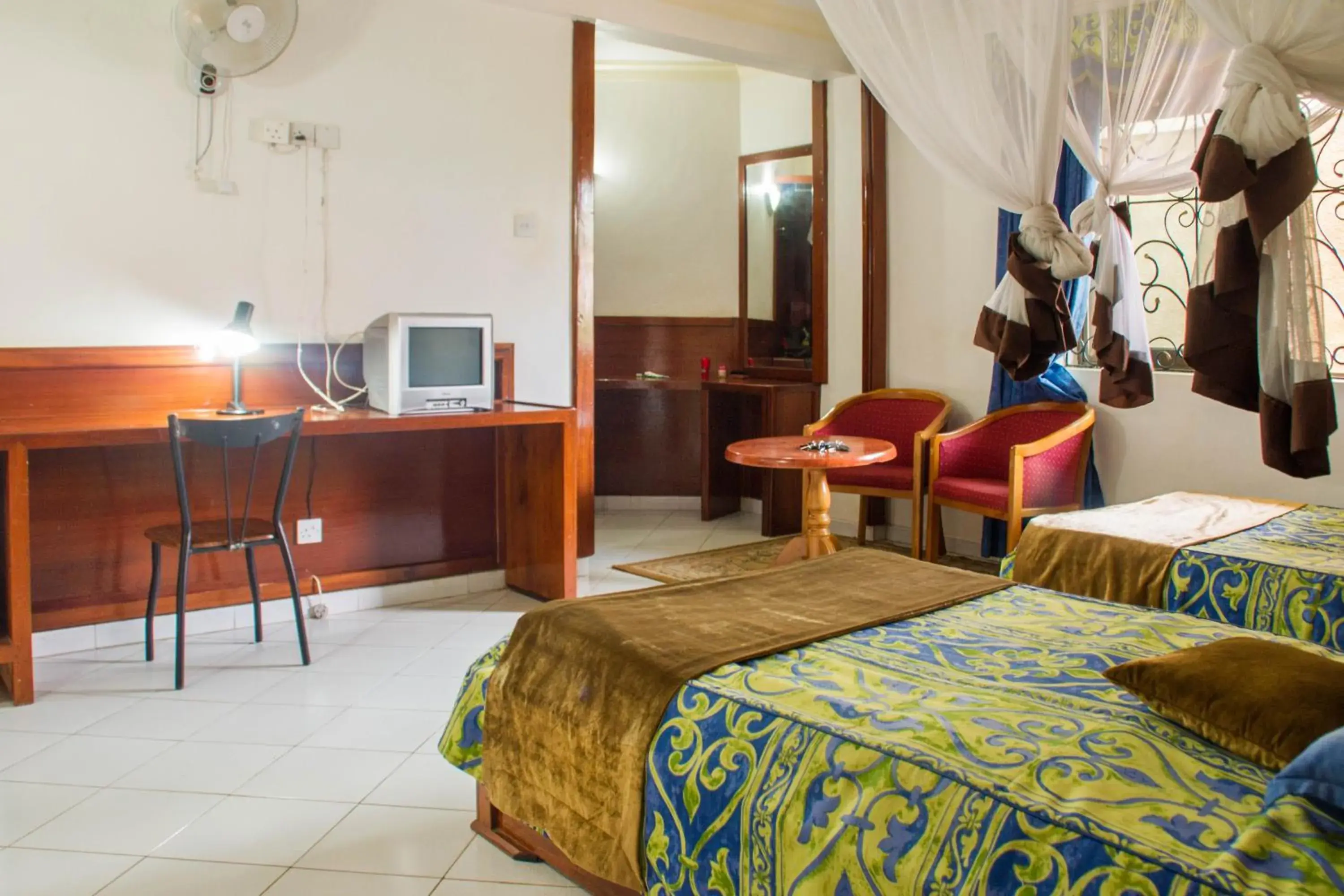 Bed in Oxford Royal Hotel Bed in Oxford Royal Hotel