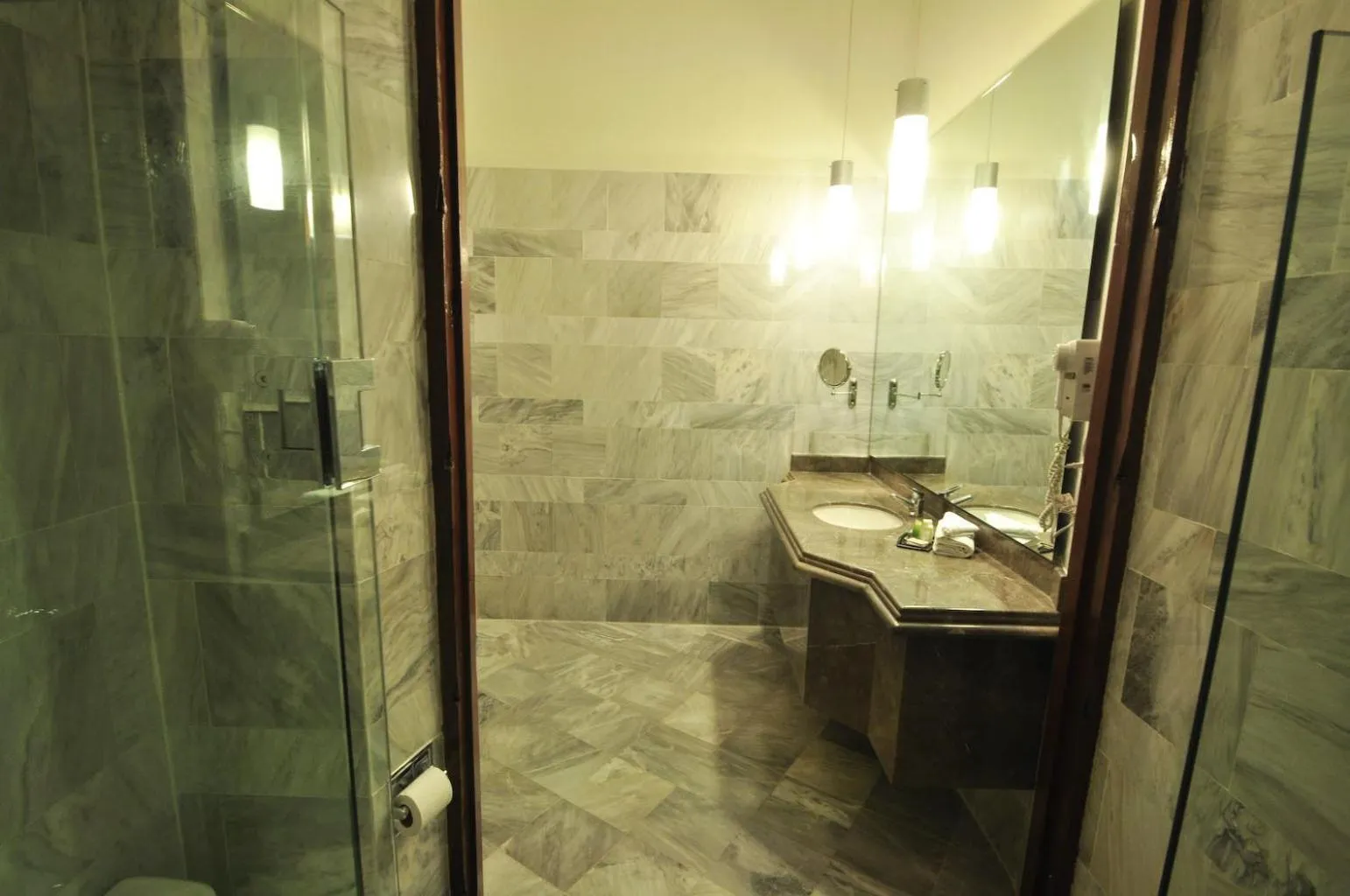 Bathroom in Hotel Lopez Campeche