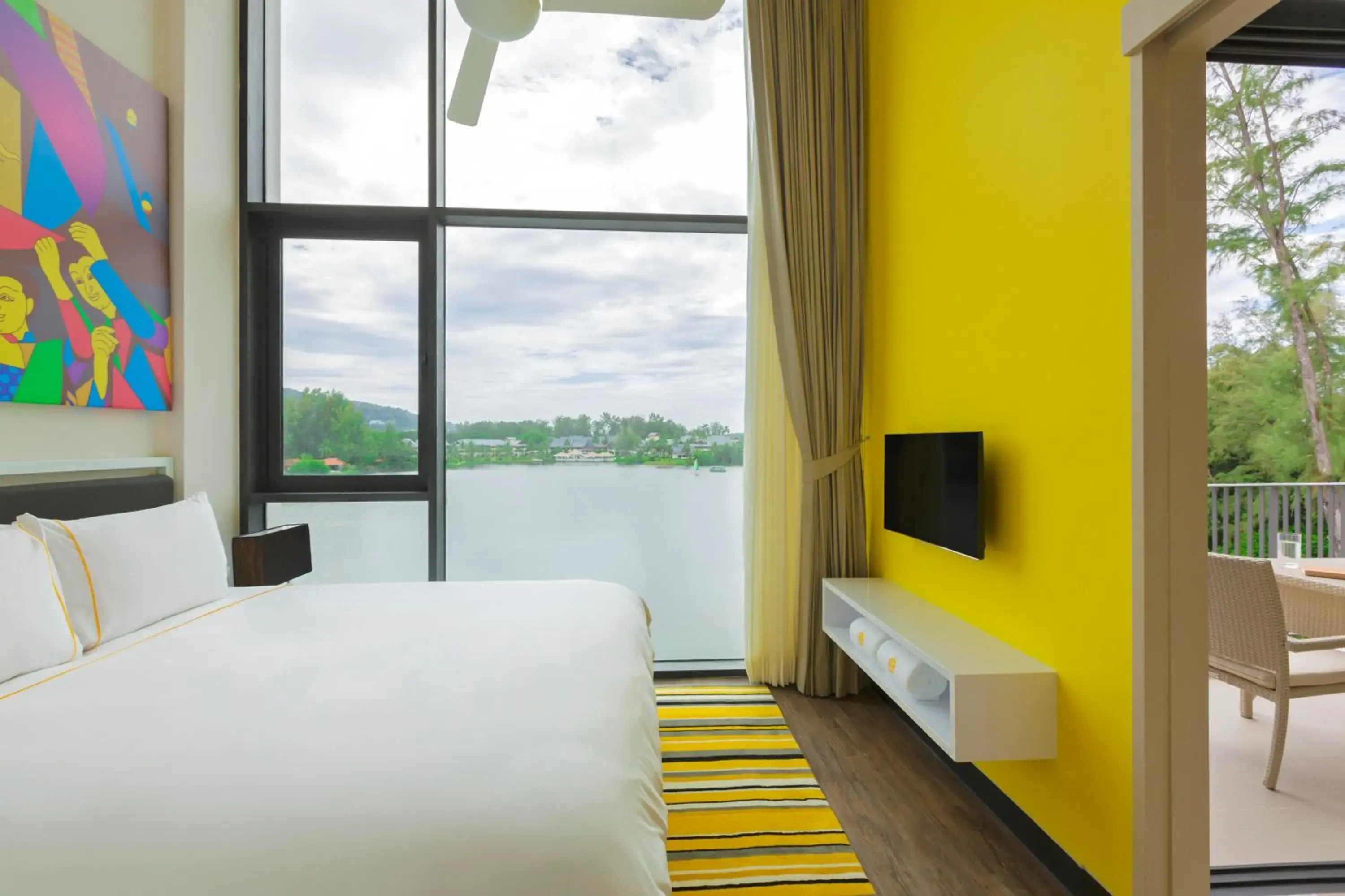 Lake view, Bed in Cassia Phuket, part of Banyan Group Lake view, Bed in Cassia Phuket, part of Banyan Group