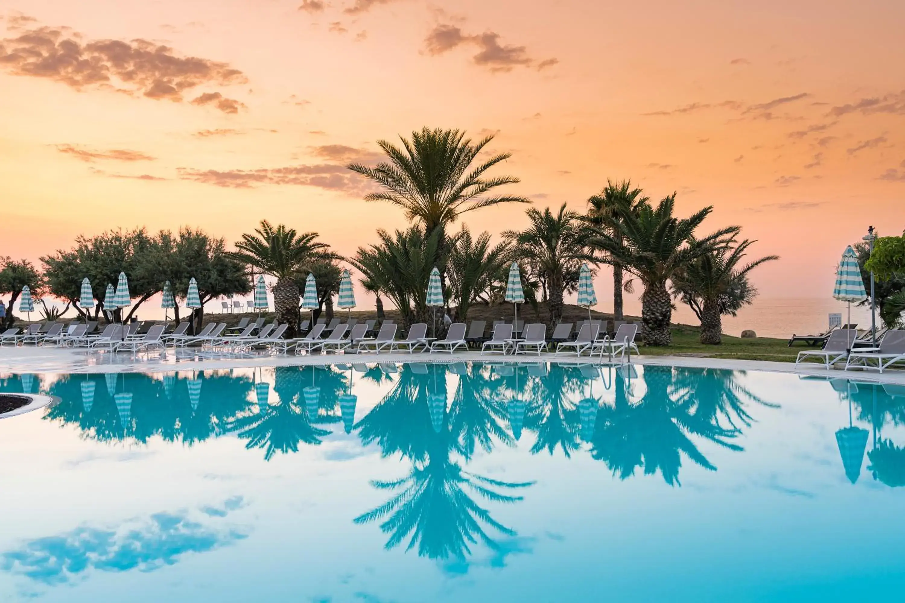 Swimming pool in Grand Palladium Sicilia Resort & Spa Swimming pool in Grand Palladium Sicilia Resort & Spa