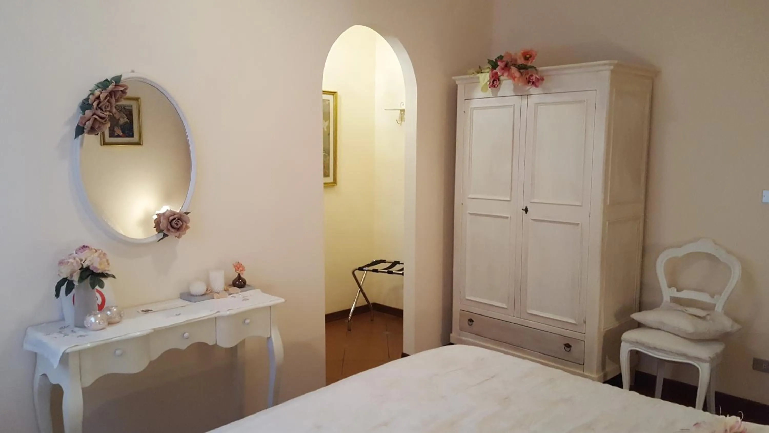 Bedroom, Bed in B&B Via della Grotta